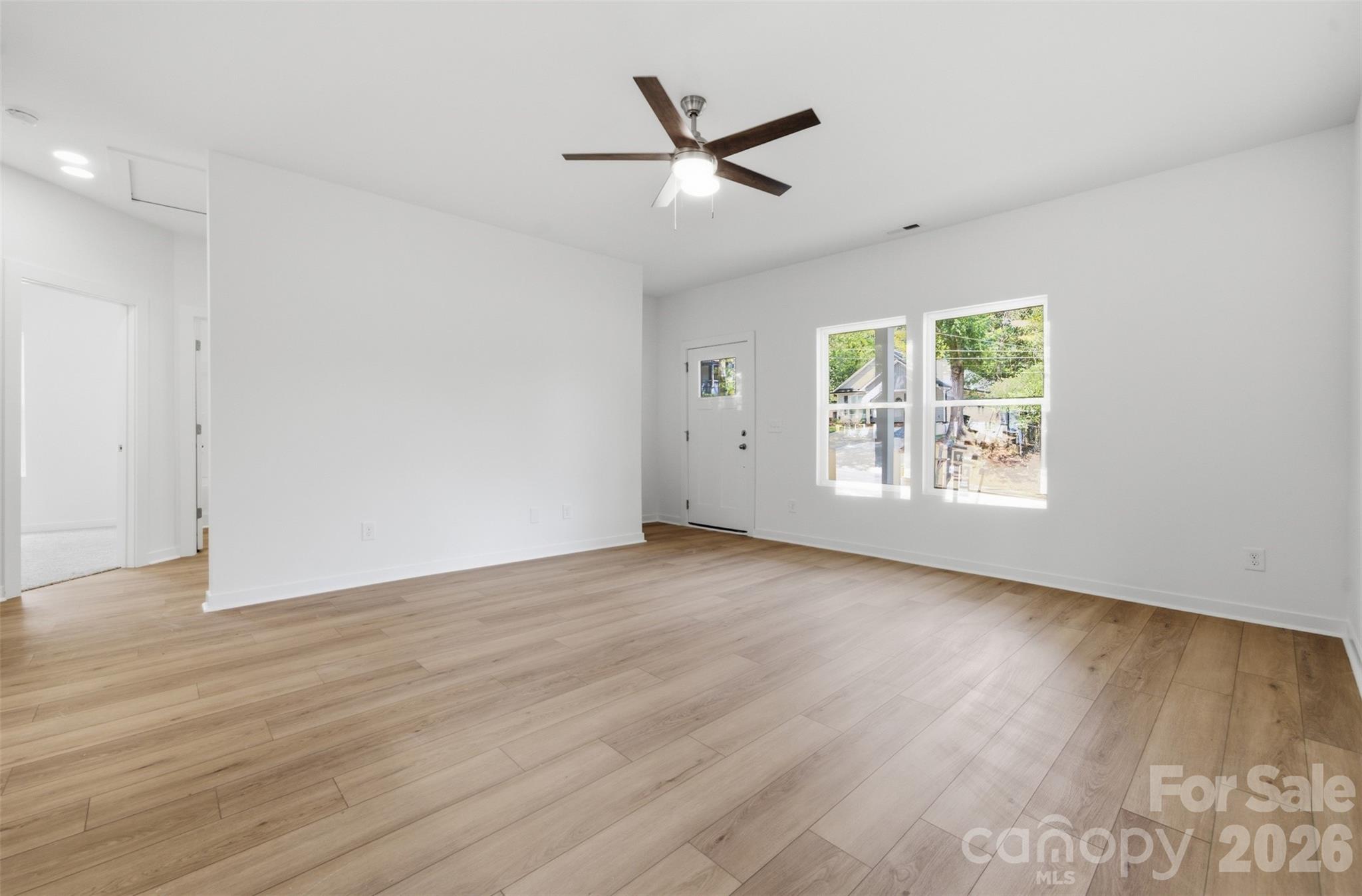 101 Swink Street Property Photo 8