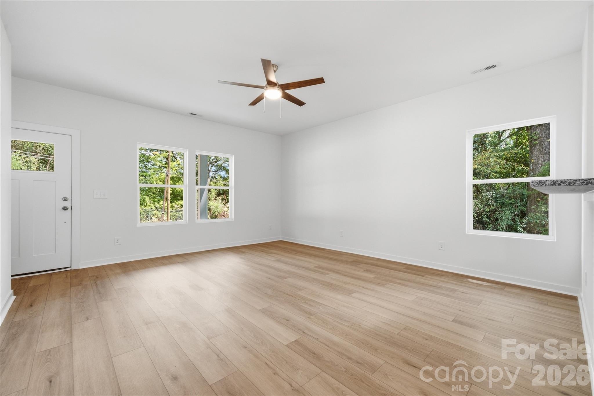 101 Swink Street Property Photo 9