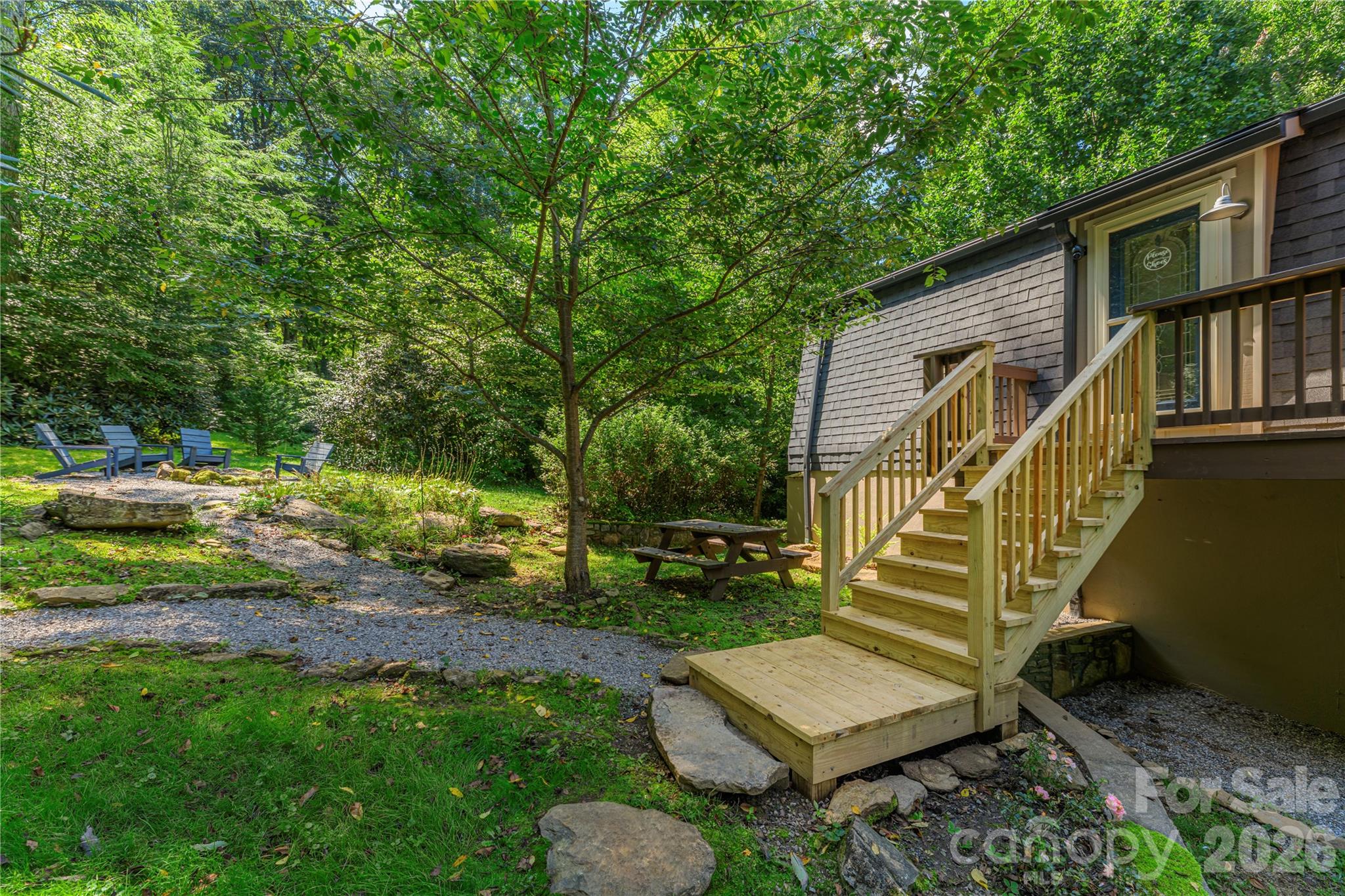 477 Locust Drive Property Photo 8