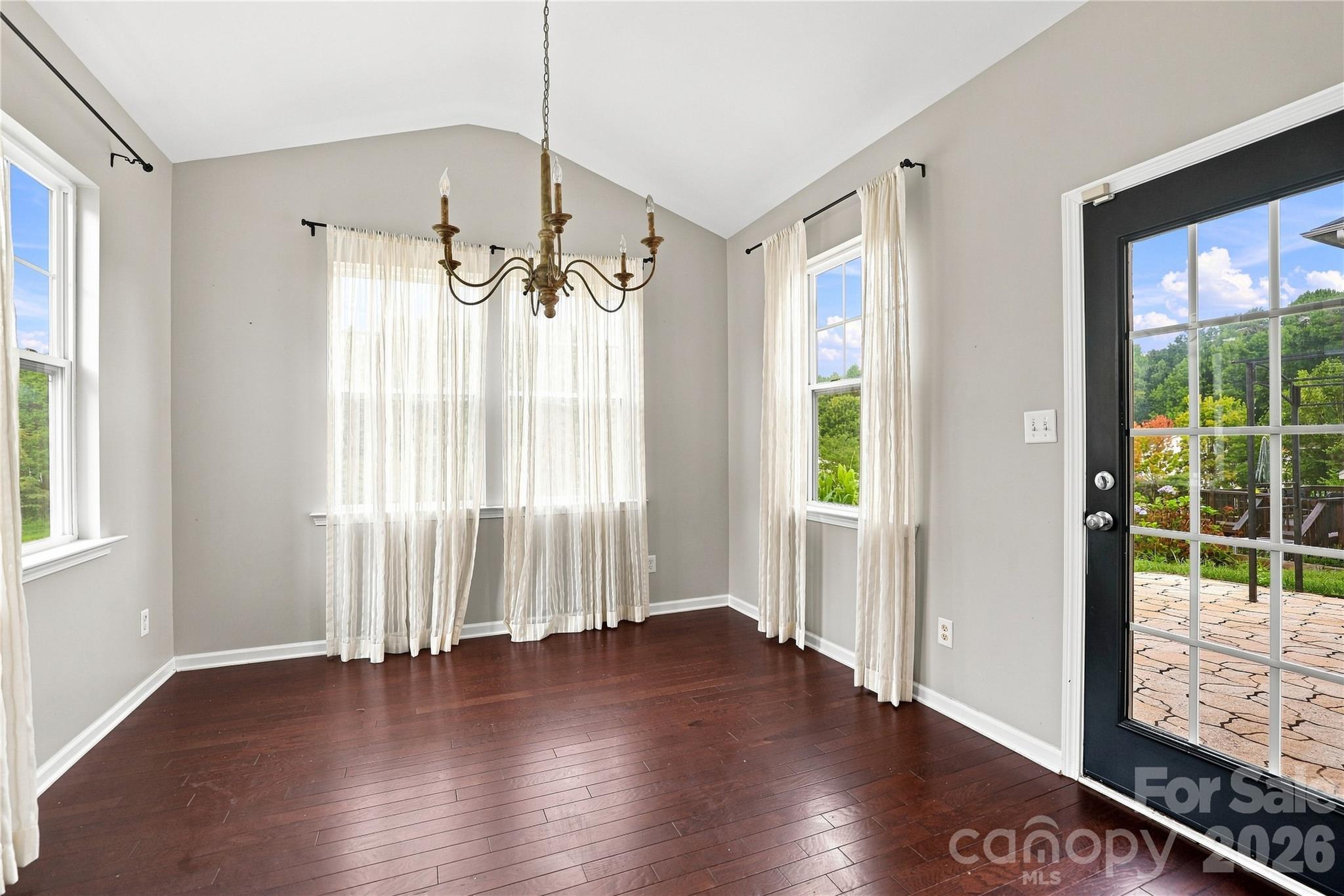 14902 Brotherly Lane Property Photo 13