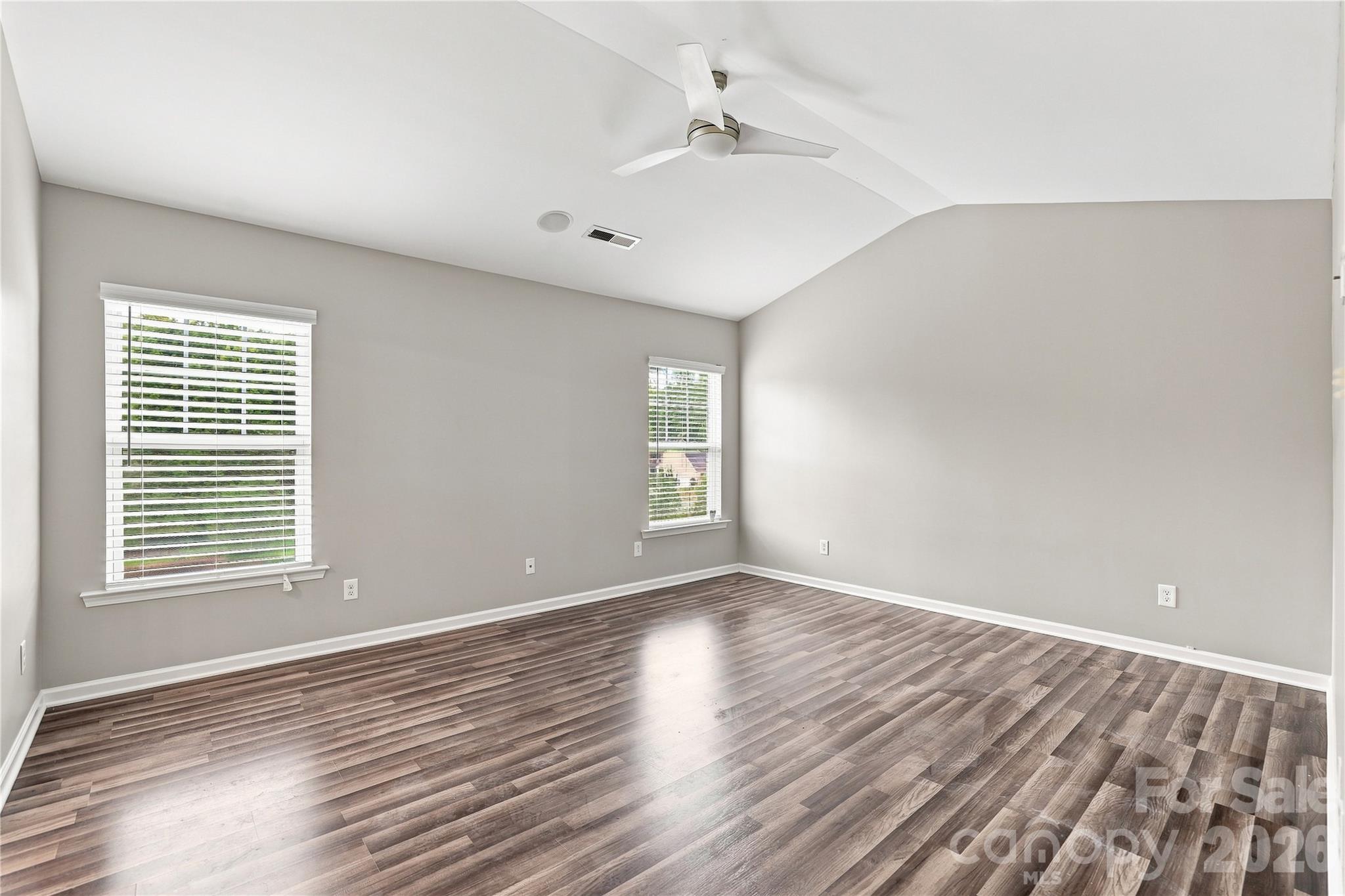 14902 Brotherly Lane Property Photo 18