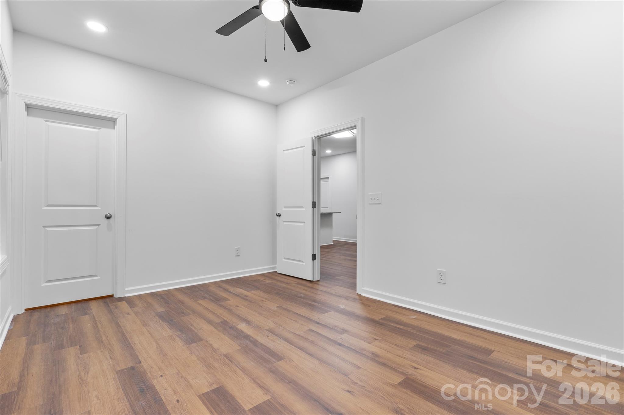 921 & 927 Prescott Road Property Photo 19