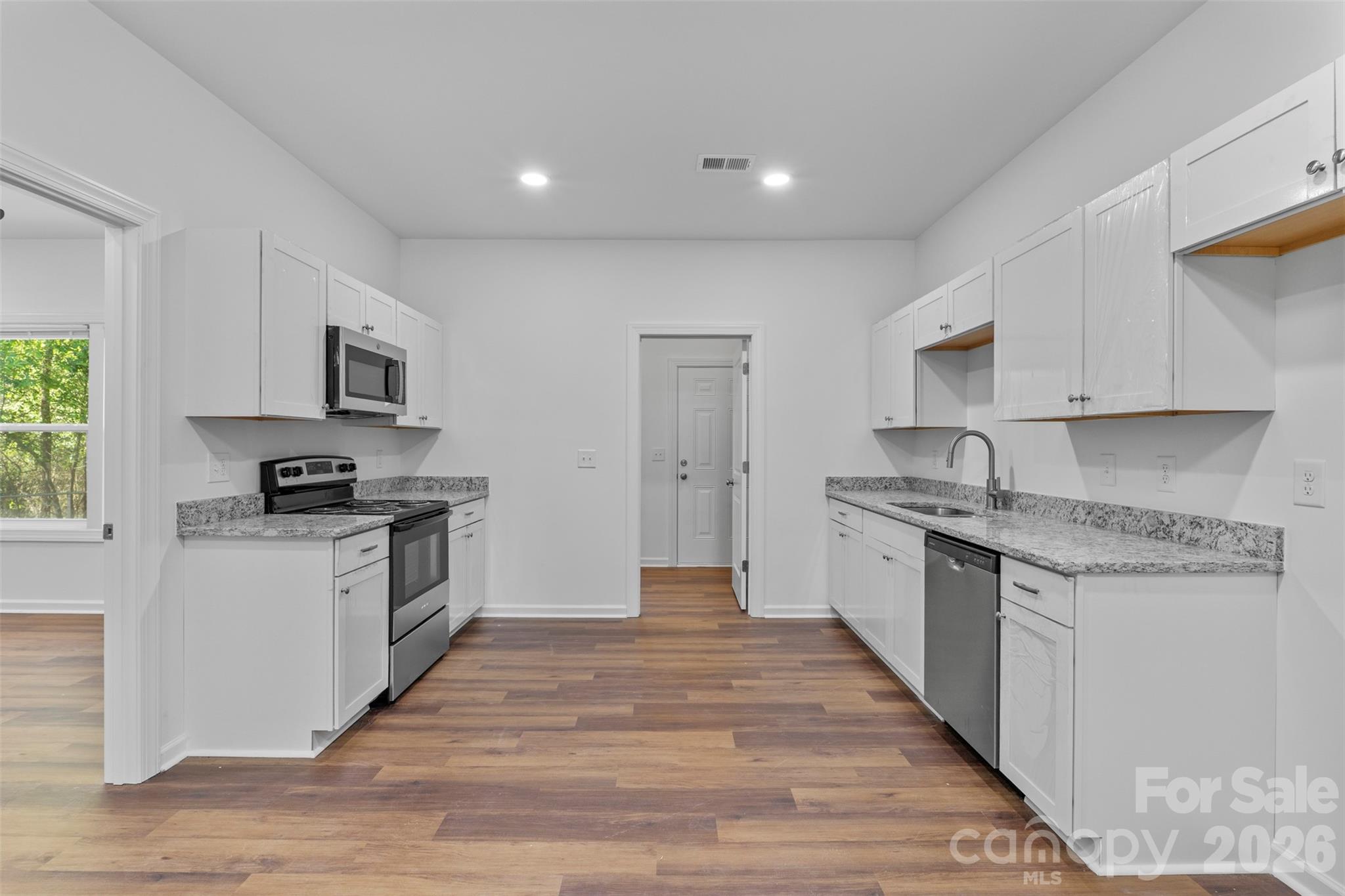 921 & 927 Prescott Road Property Photo 30