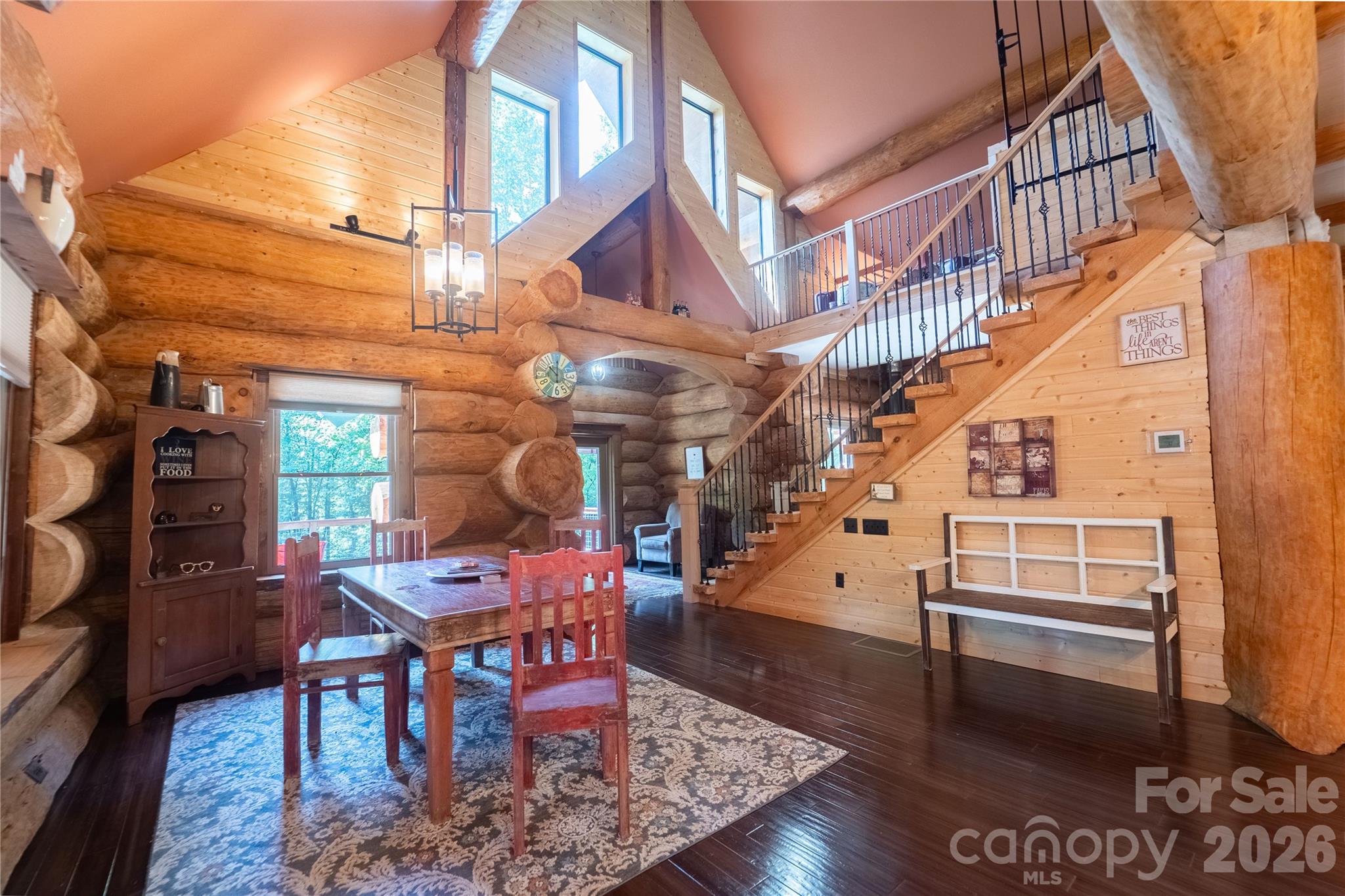 142 W Southwood Drive Property Photo 10