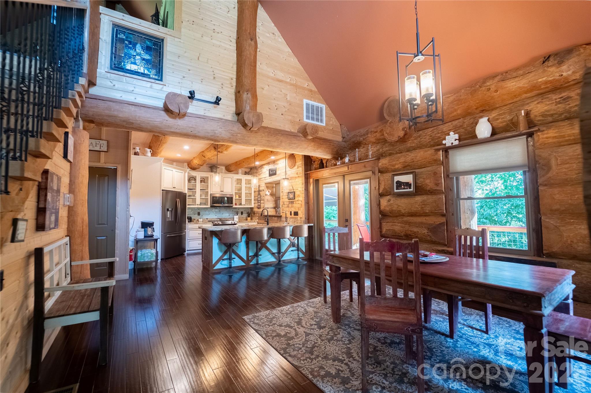 142 W Southwood Drive Property Photo 12