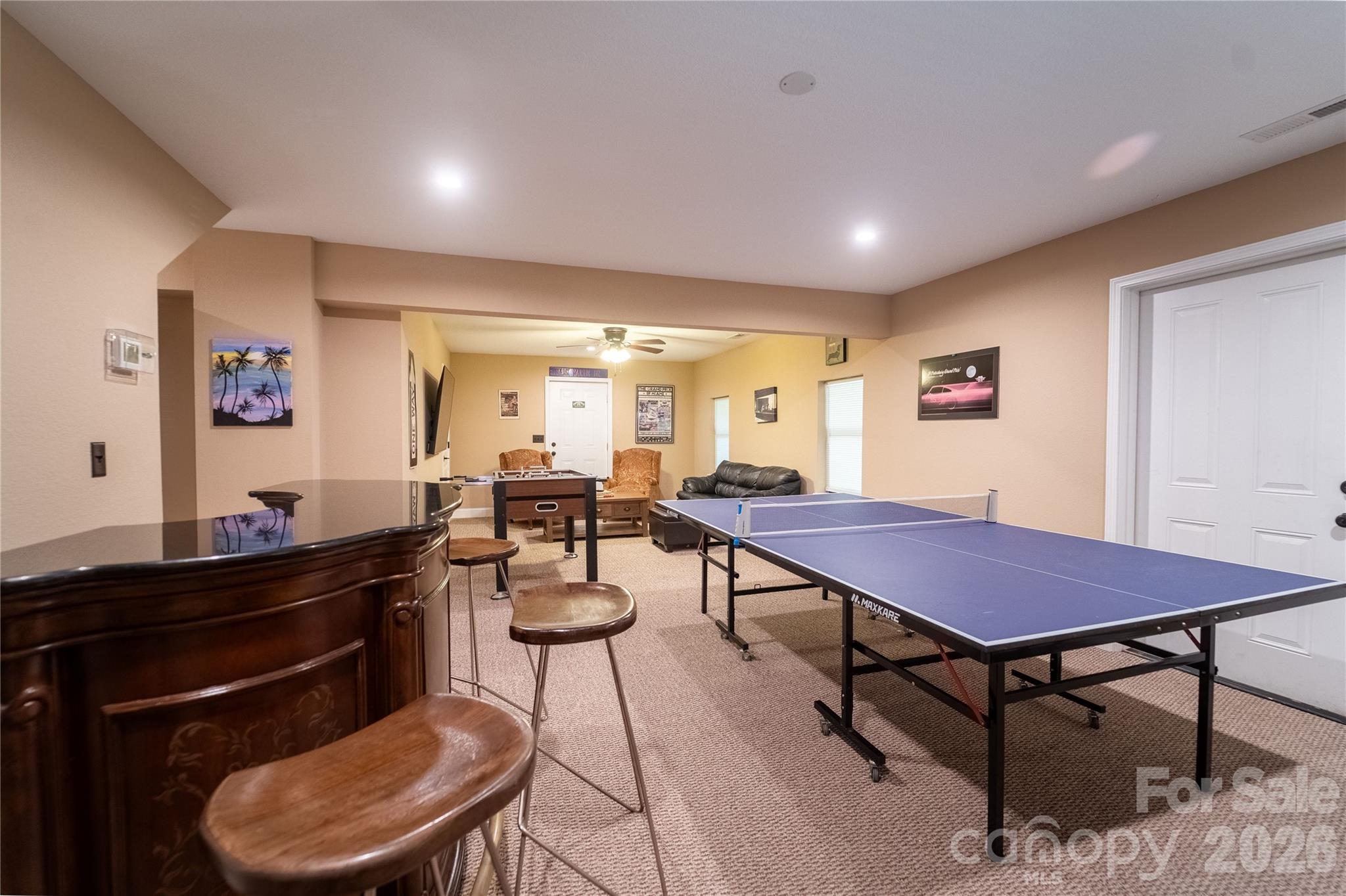 142 W Southwood Drive Property Photo 23