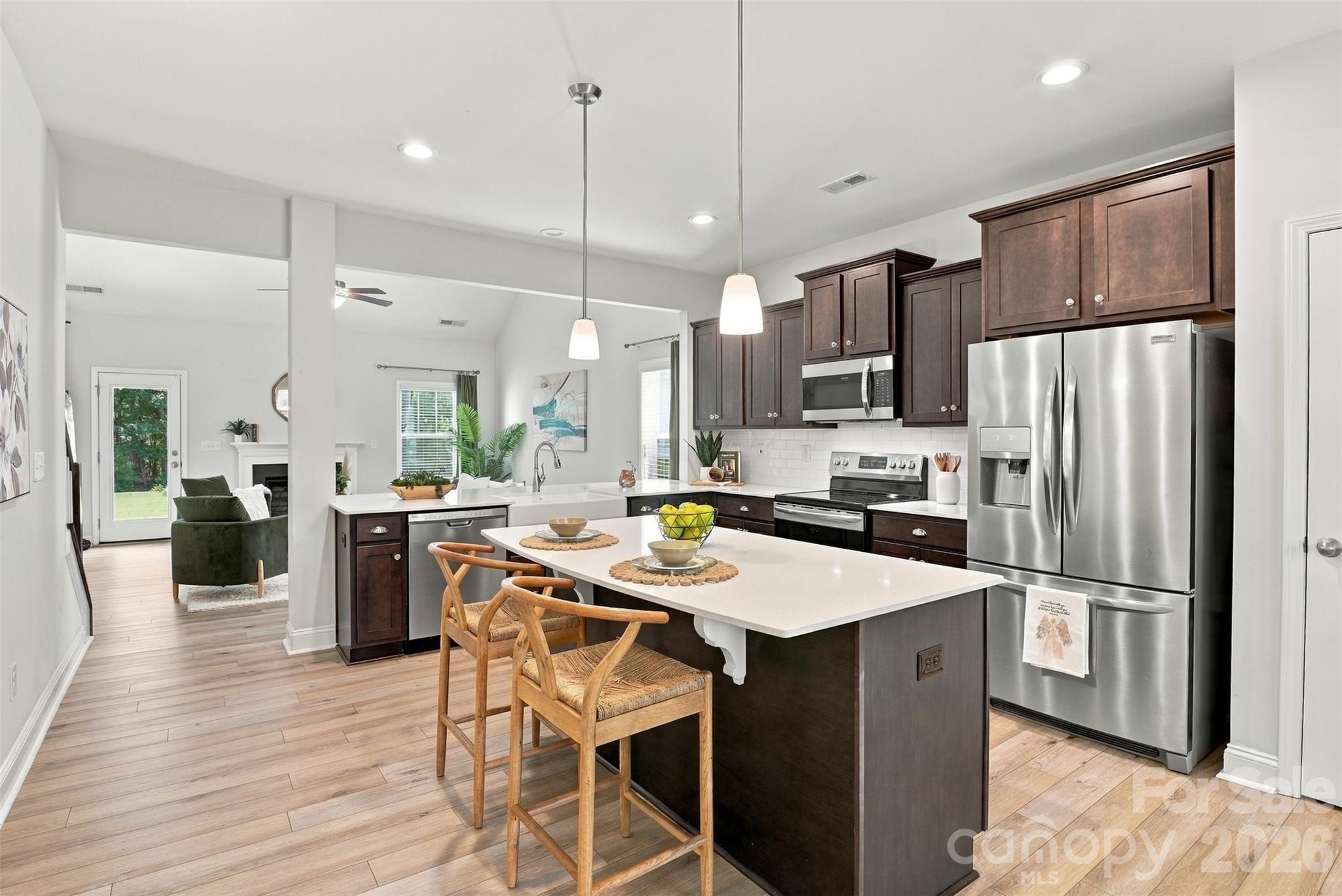 628 Heron View Drive Property Photo 8