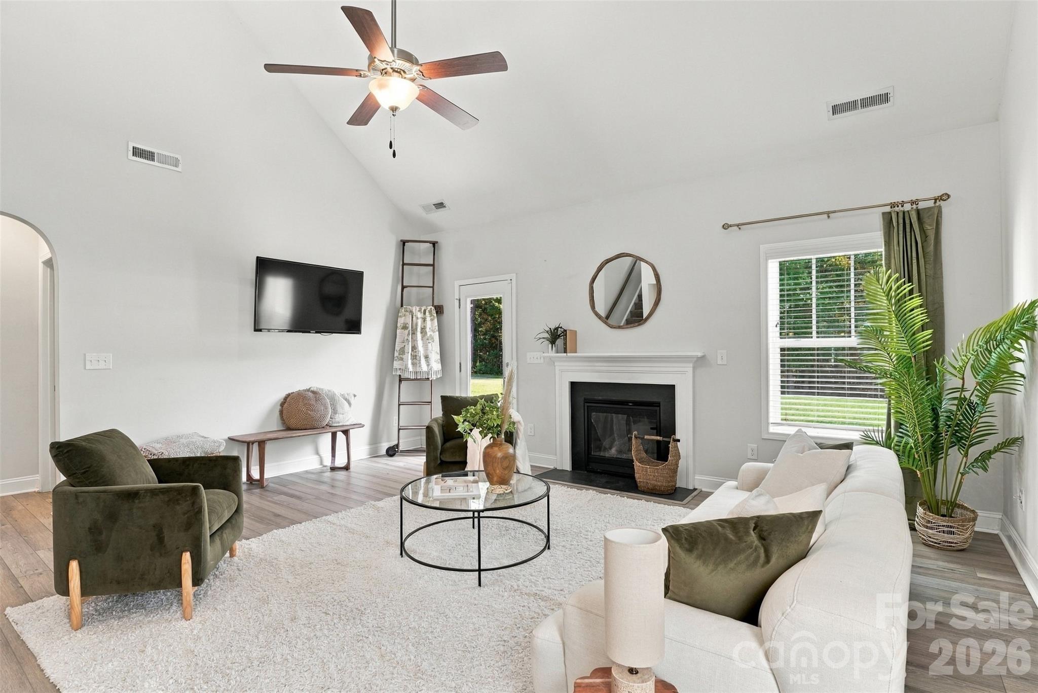 628 Heron View Drive Property Photo 14