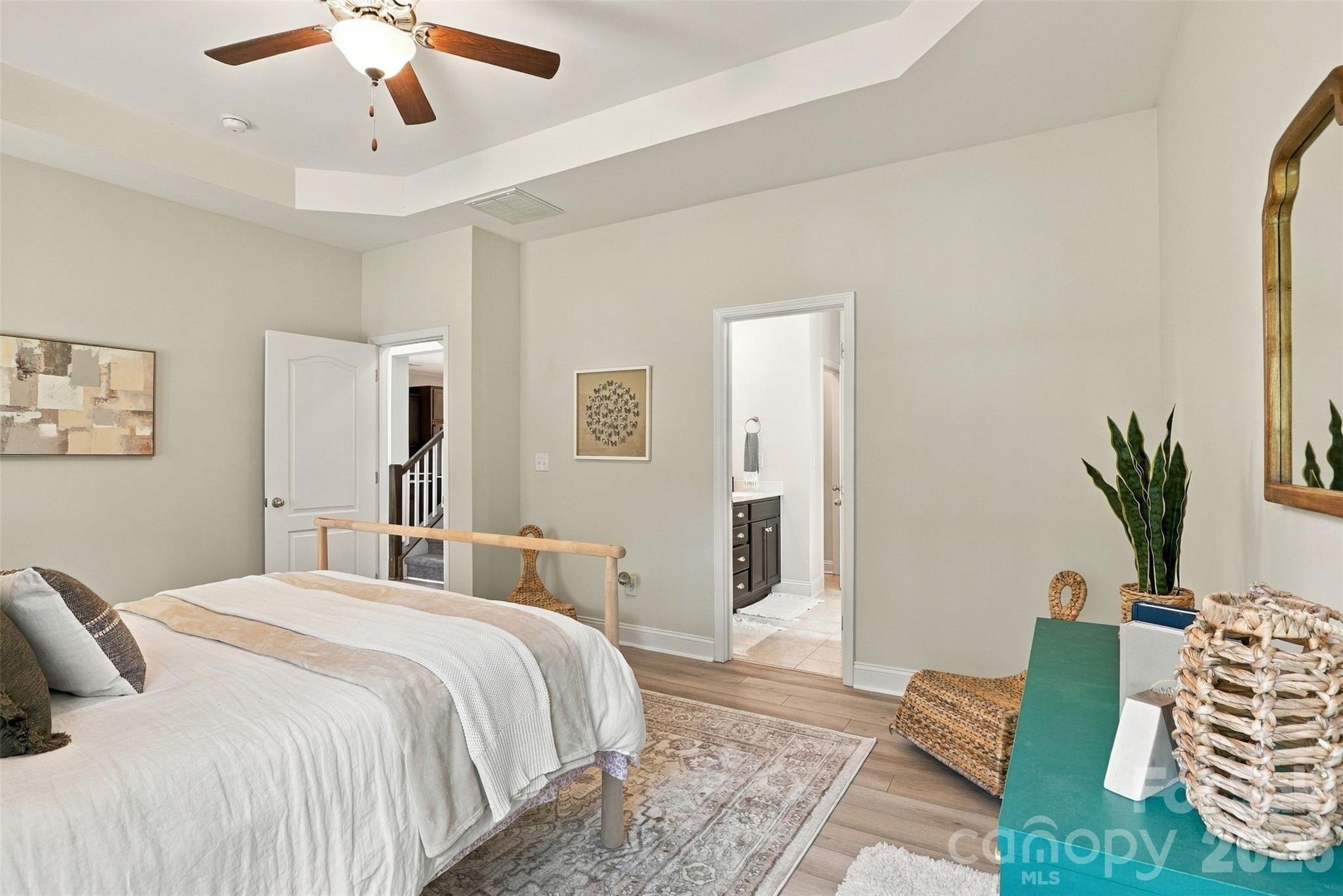 628 Heron View Drive Property Photo 16