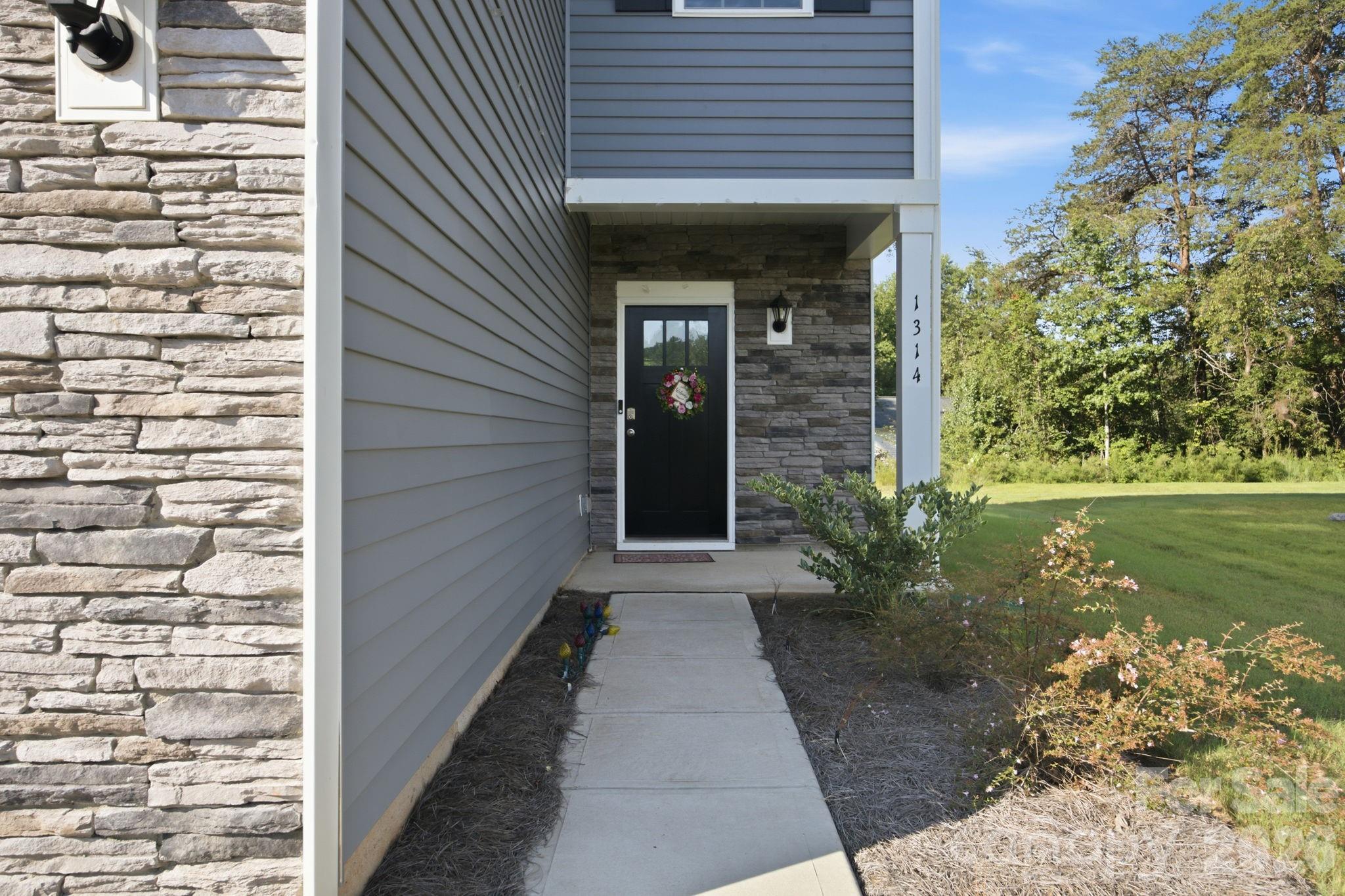 1314 37th Avenue Lane Property Photo 19