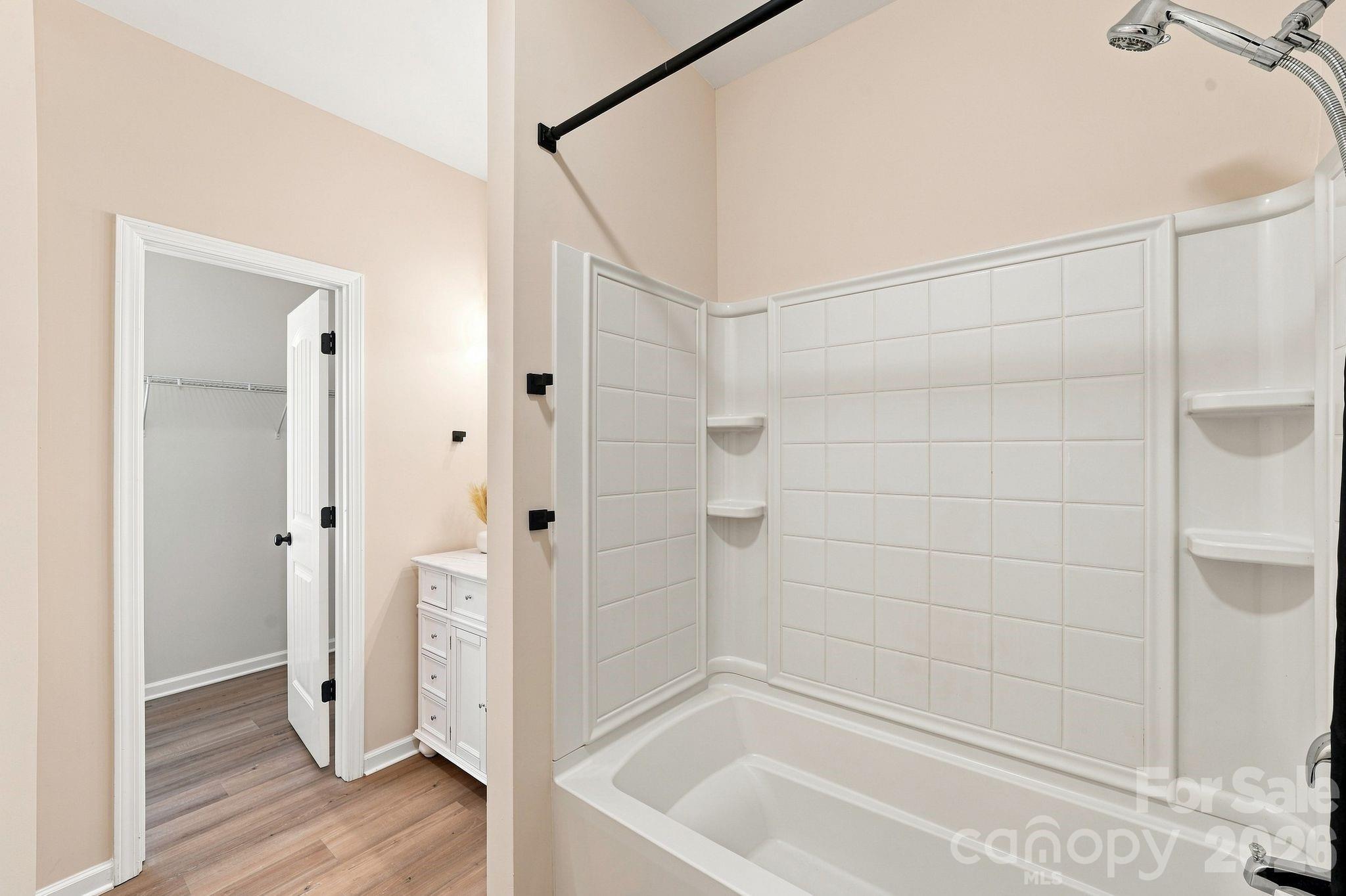 422 Danielle Way Property Photo 22