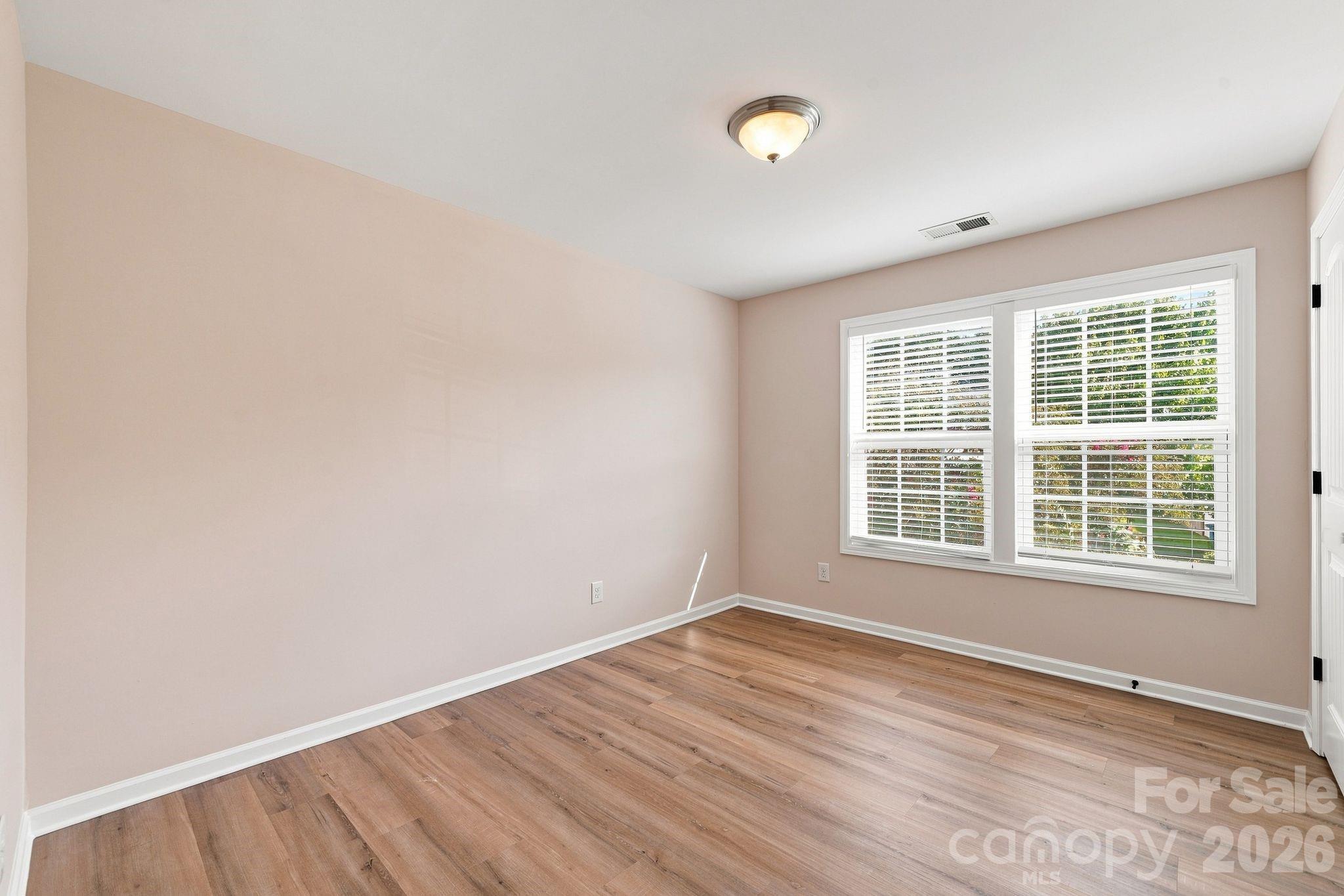 422 Danielle Way Property Photo 29