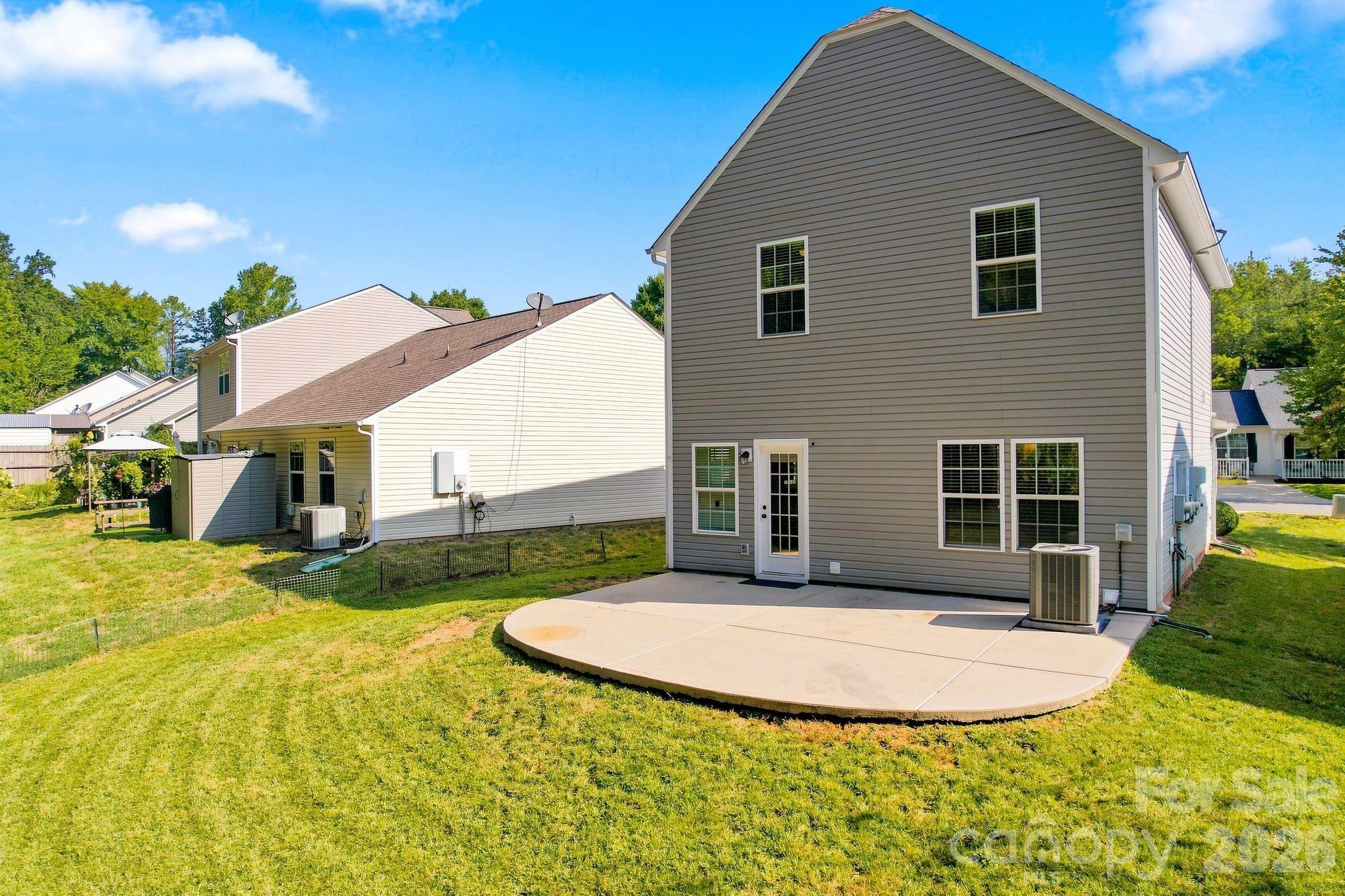 422 Danielle Way Property Photo 33