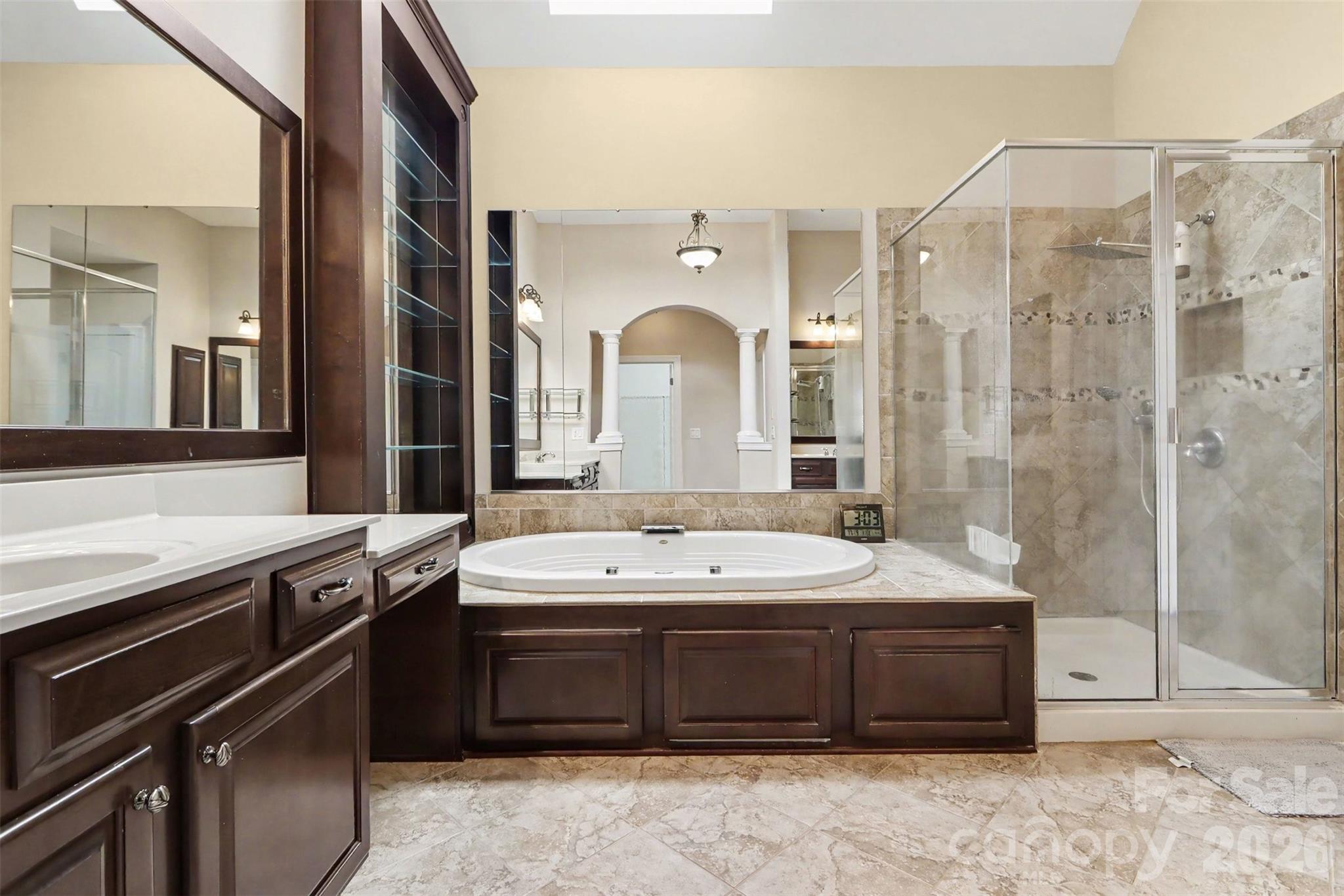 11009 Emerald Wood Drive Property Photo 23