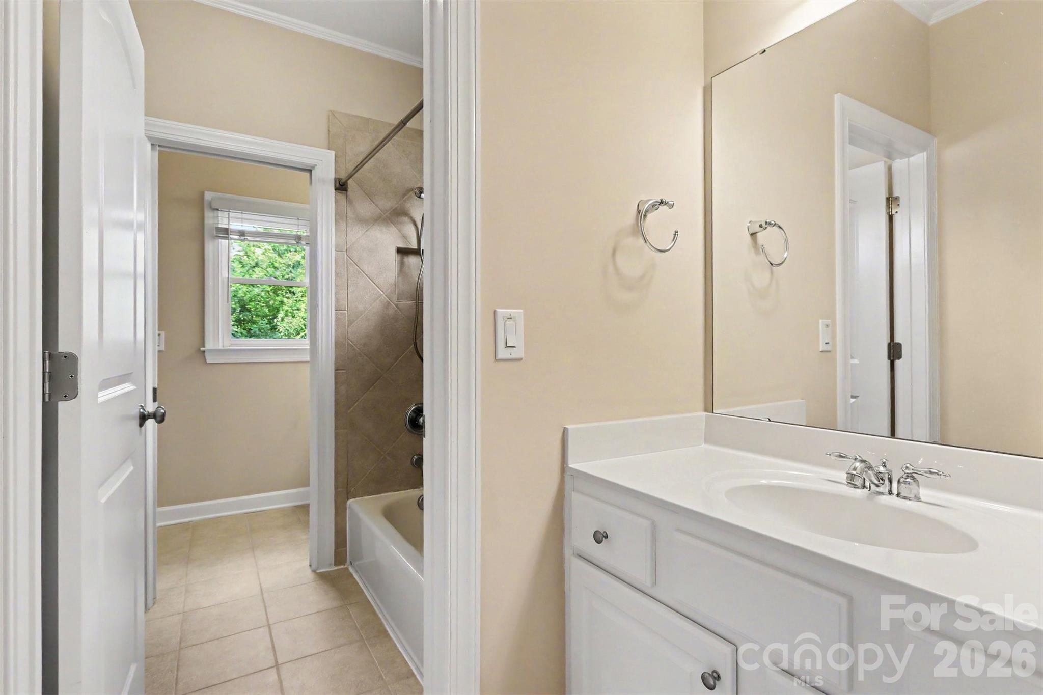 11009 Emerald Wood Drive Property Photo 28
