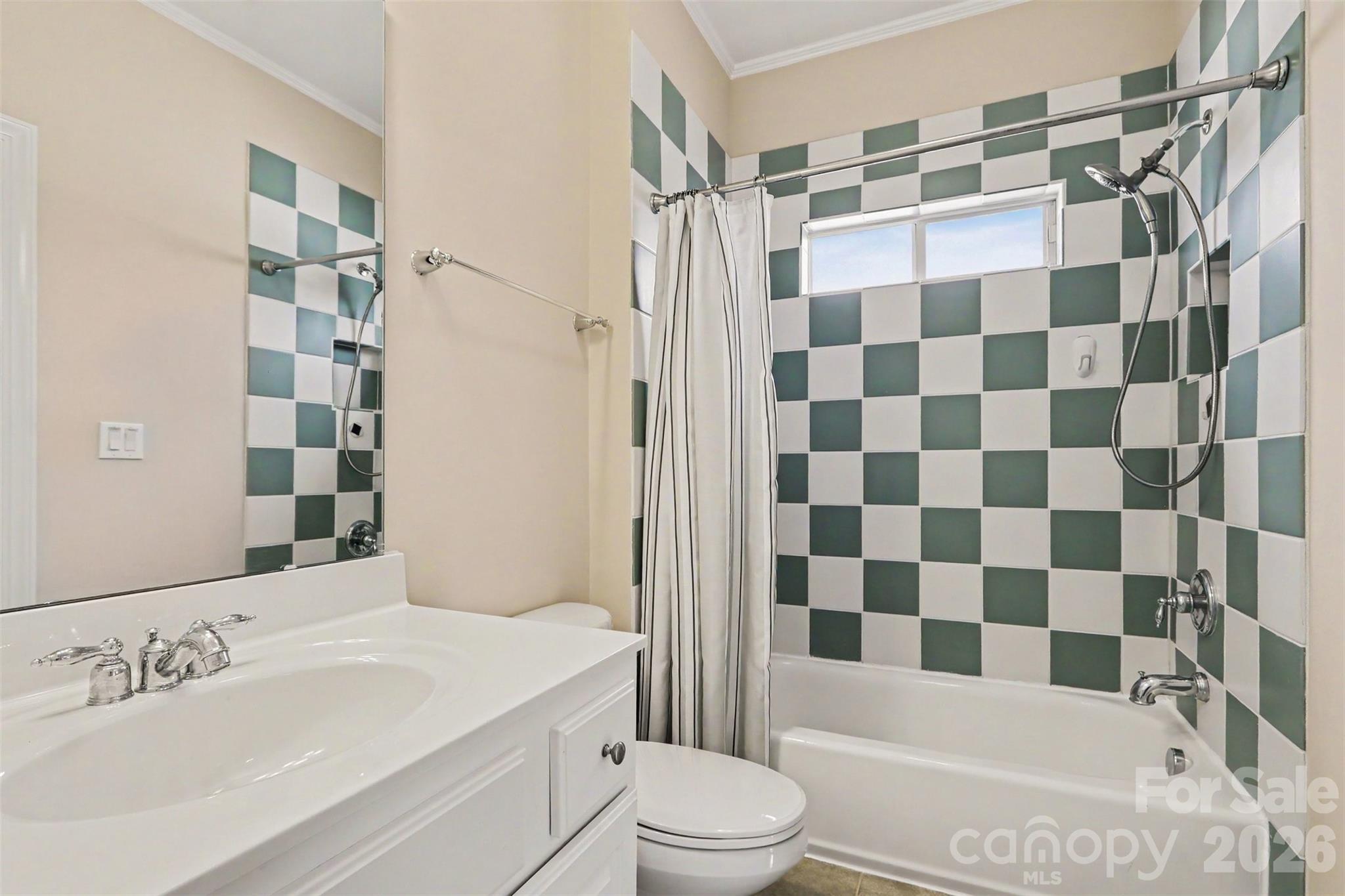 11009 Emerald Wood Drive Property Photo 33