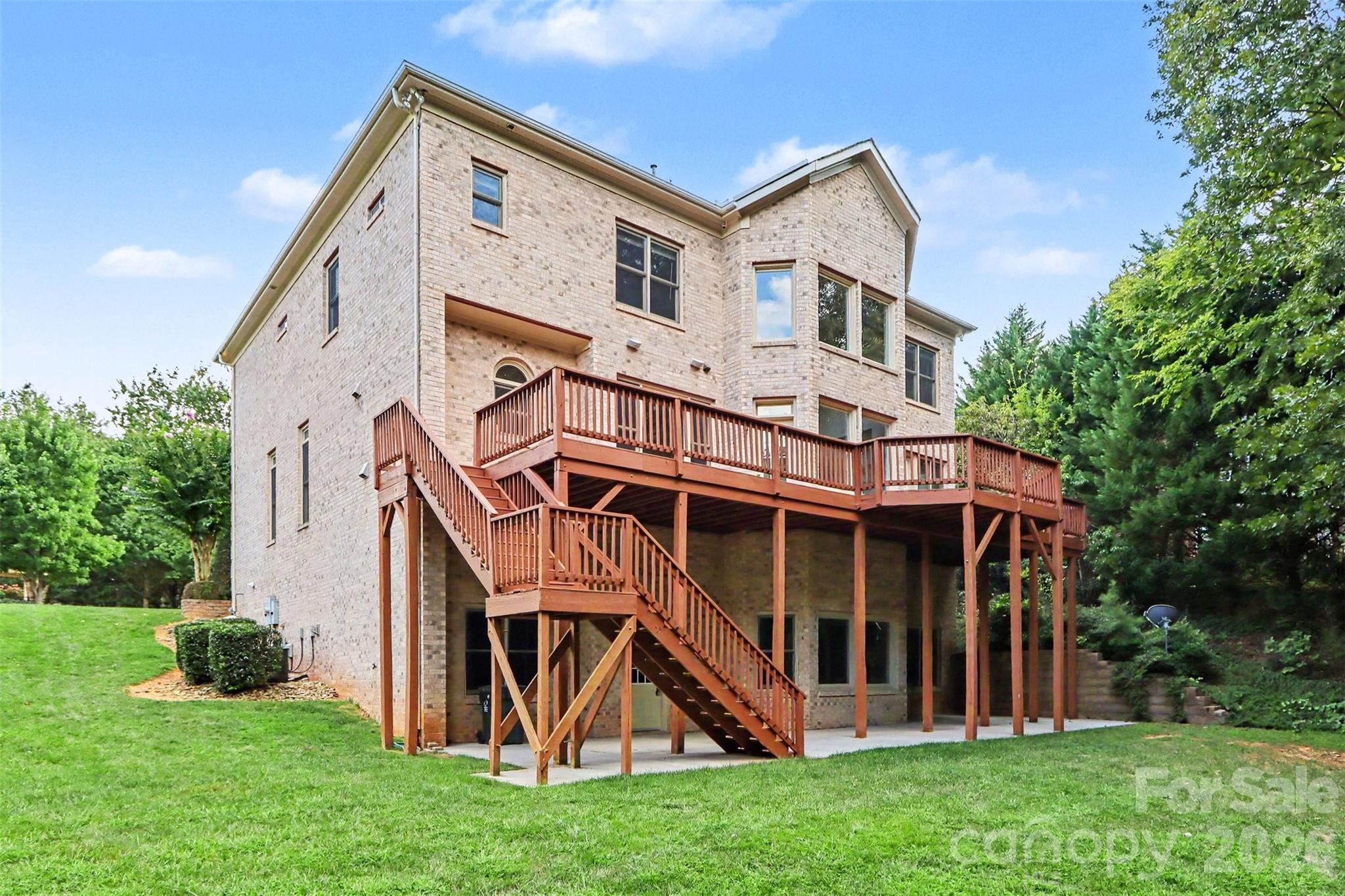 11009 Emerald Wood Drive Property Photo 40