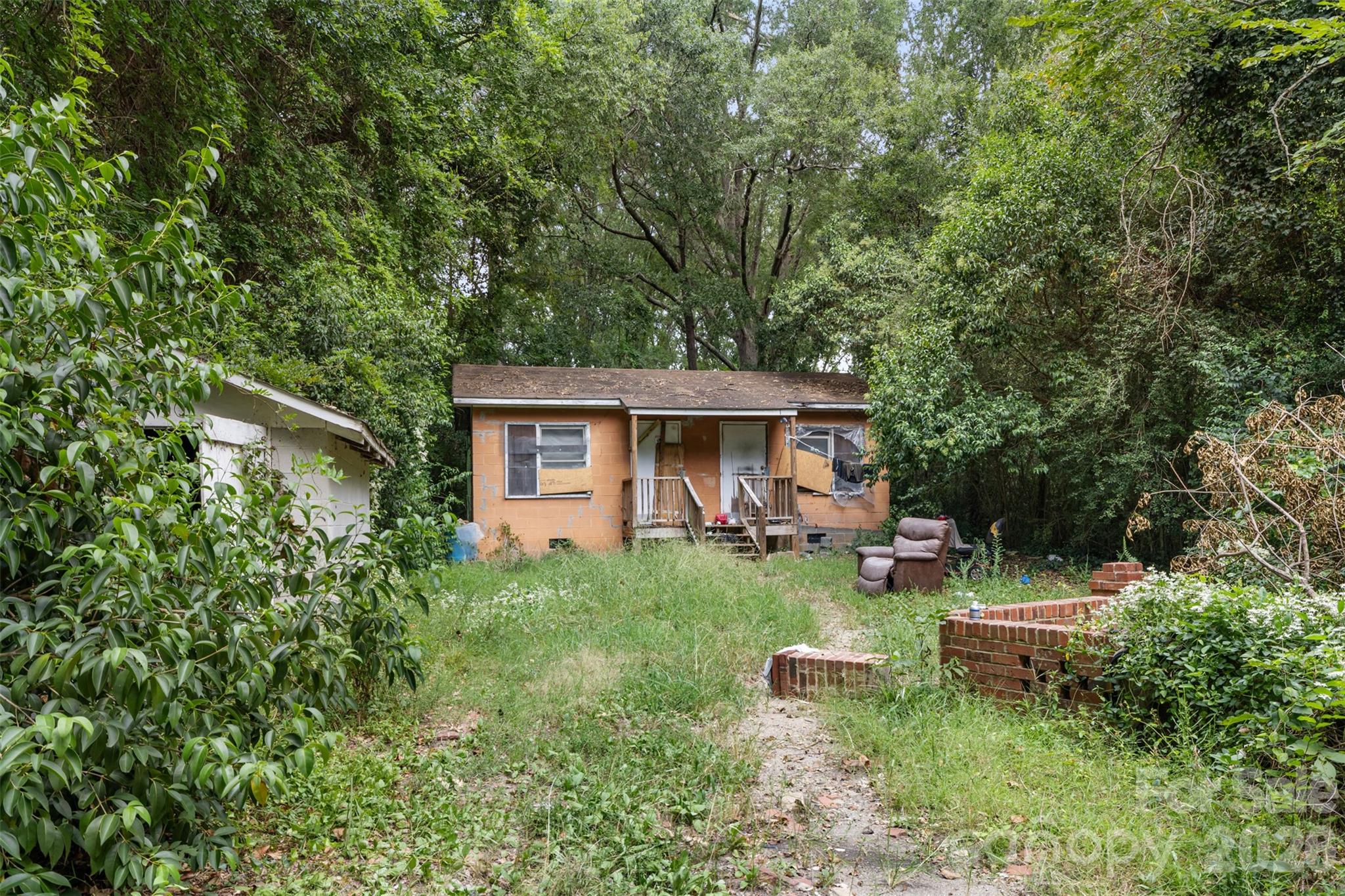 110 Mcclure Street Property Photo 5