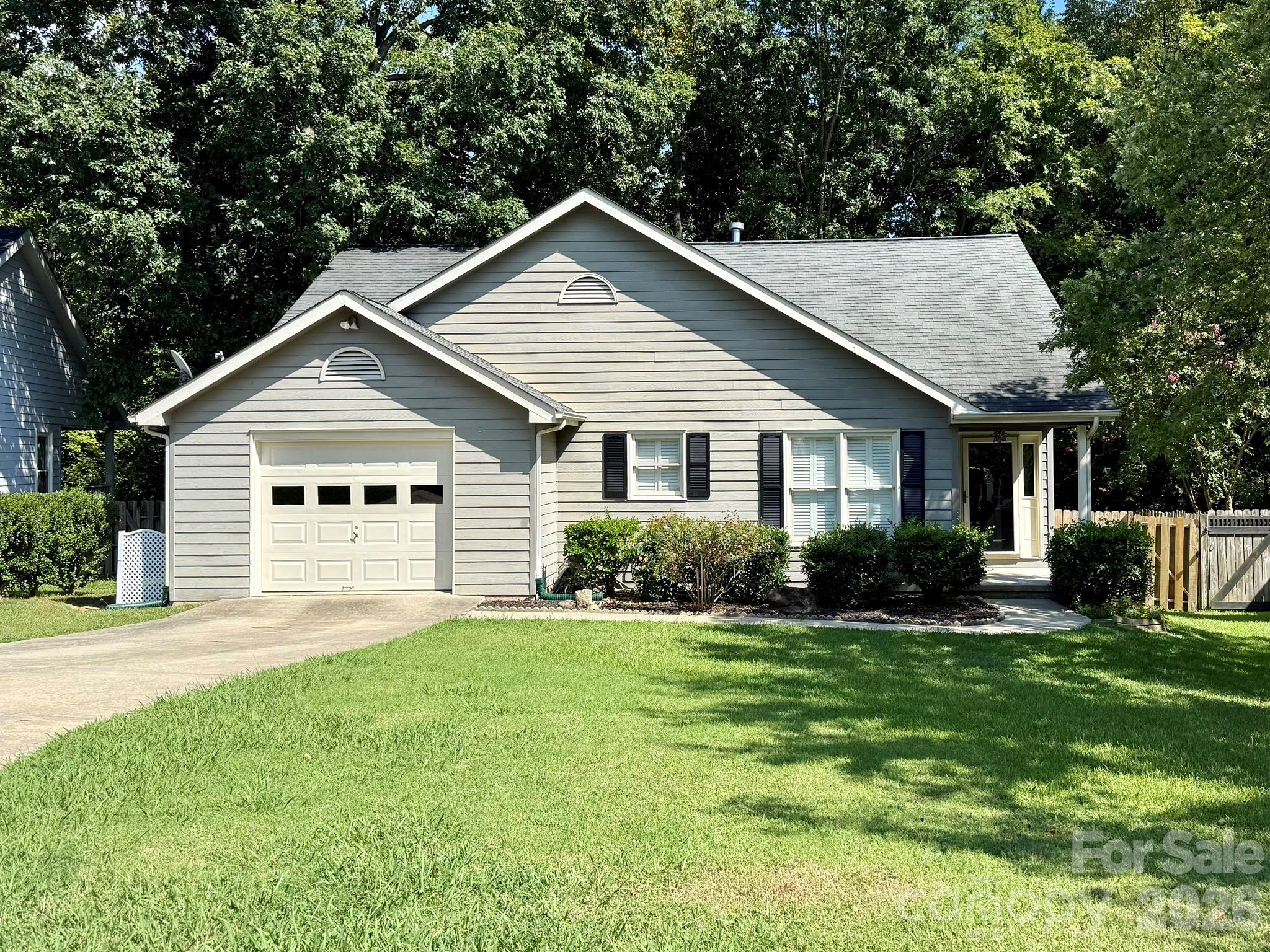 167 Sea Island Boulevard Property Photo 1