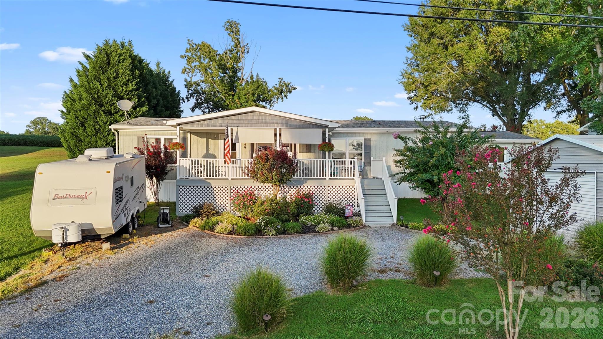 949 Riverview Road Extension Property Photo 3