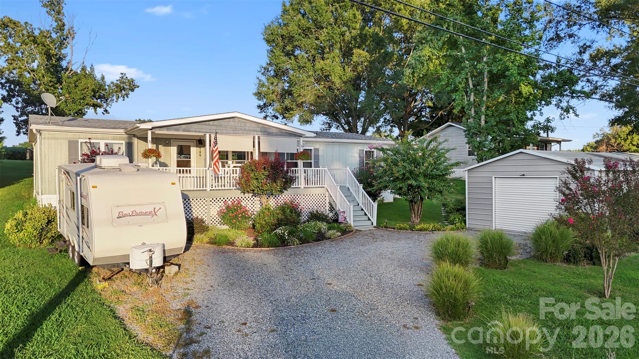 949 Riverview Road Extension Property Photo 4