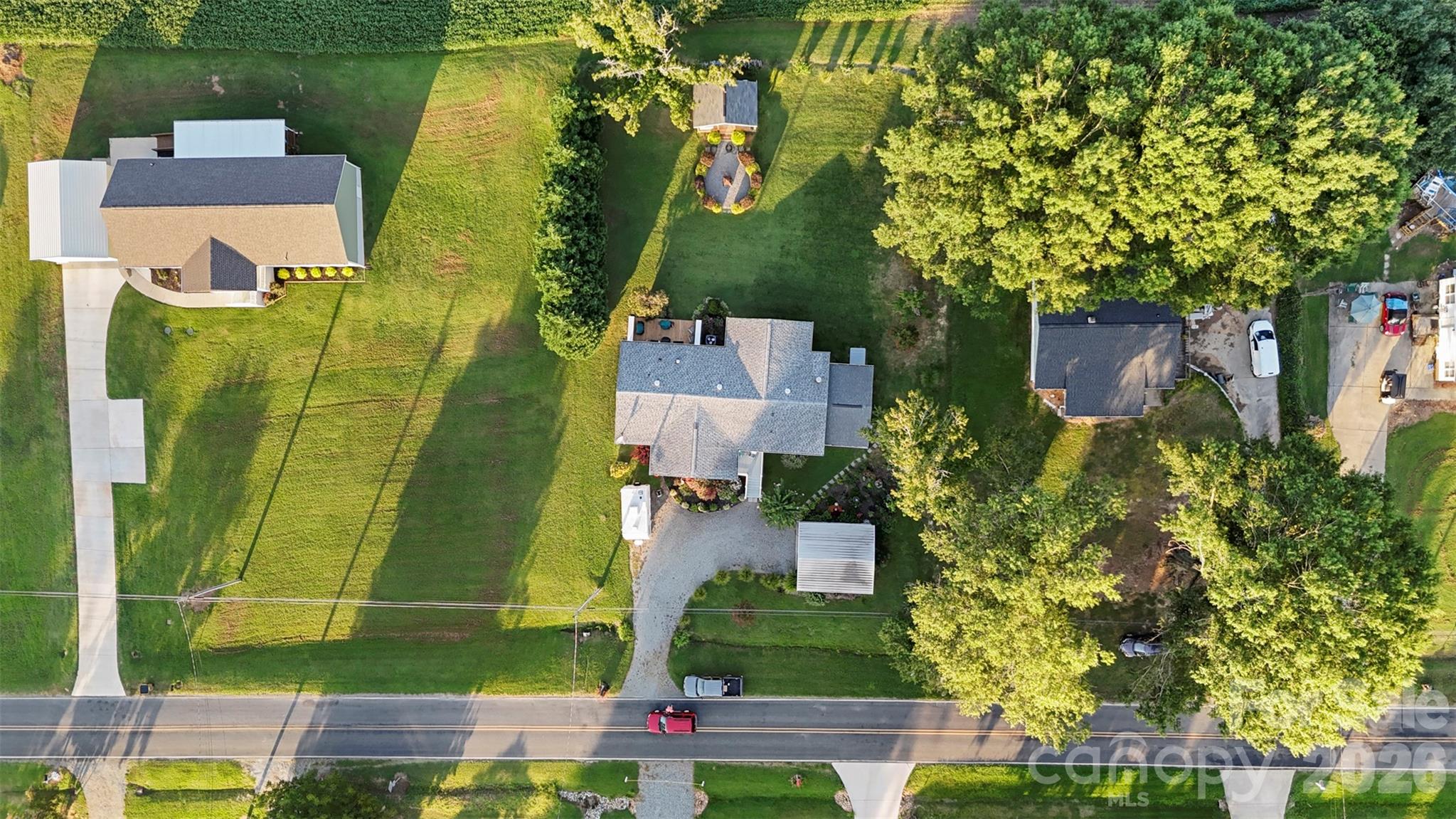 949 Riverview Road Extension Property Photo 42