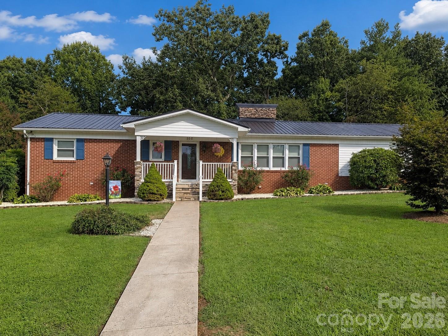 105 Merrywood Drive Property Photo 1