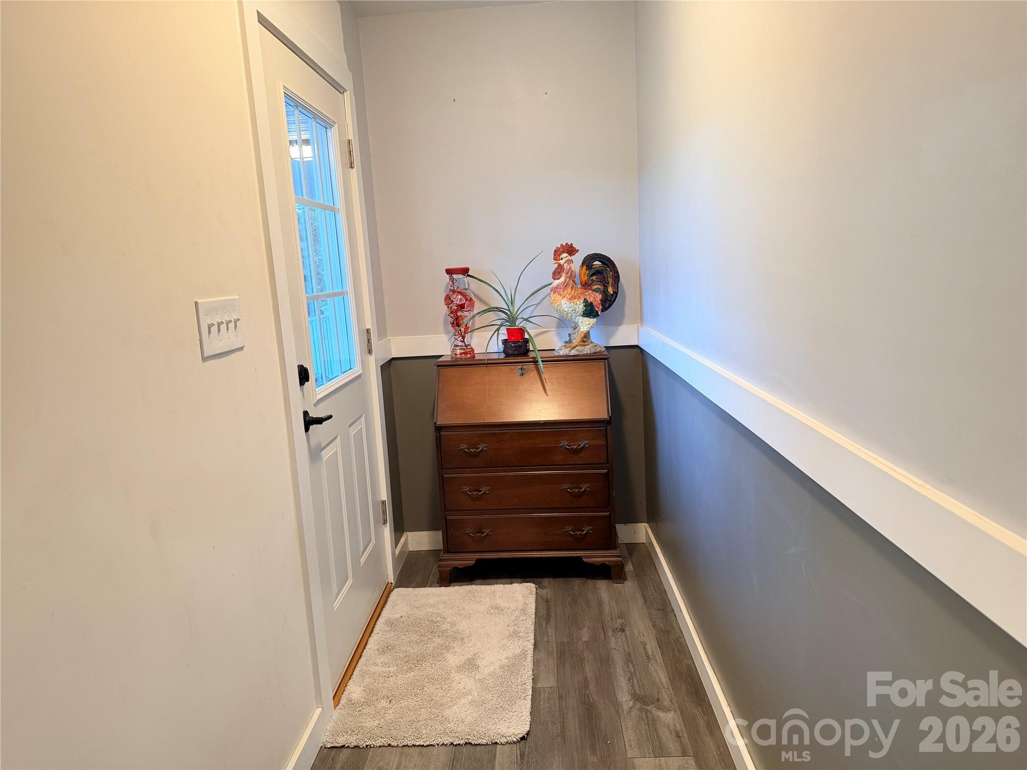 2885 Drummond Street Property Photo 4