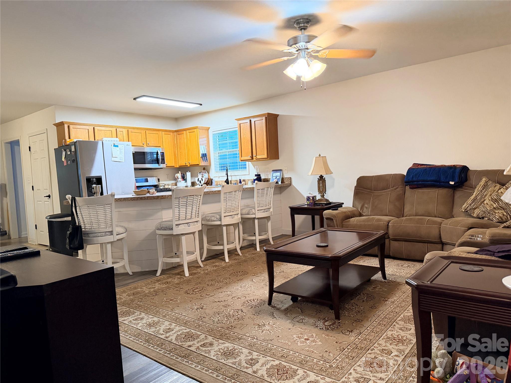 2885 Drummond Street Property Photo 5