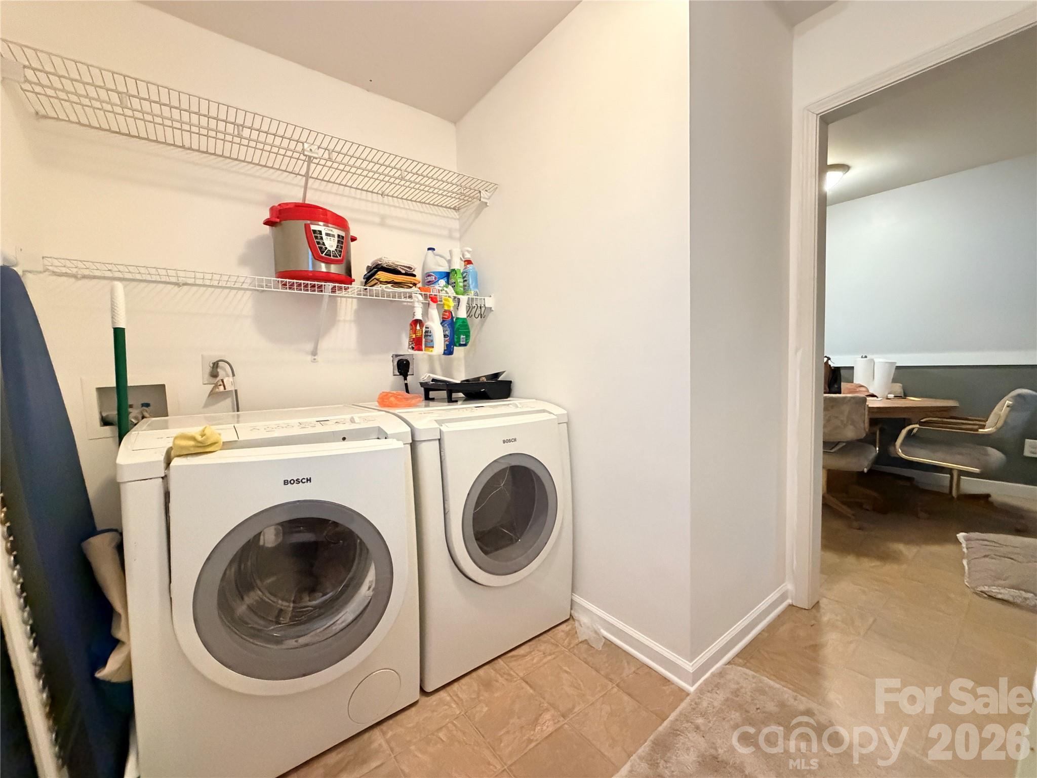 2885 Drummond Street Property Photo 13