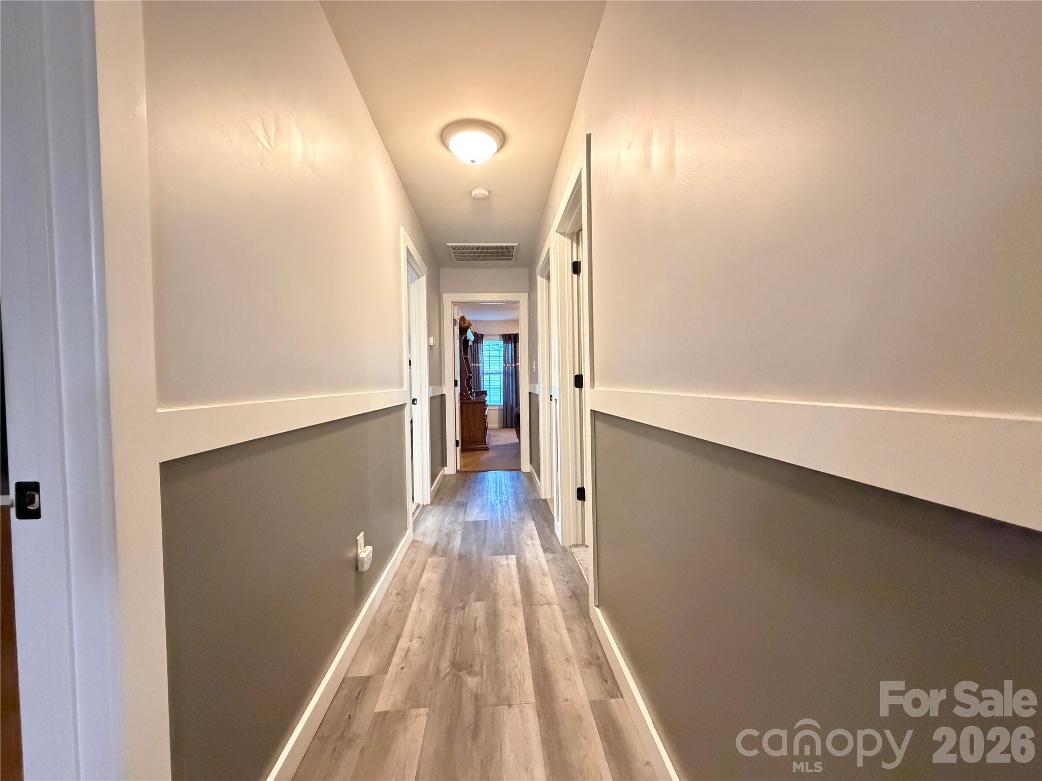 2885 Drummond Street Property Photo 16