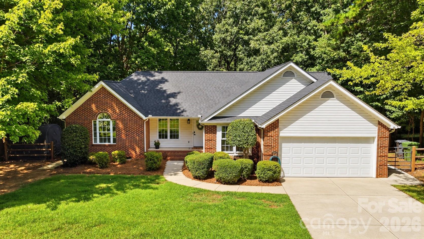 13800 Woody Point Road Property Photo 1
