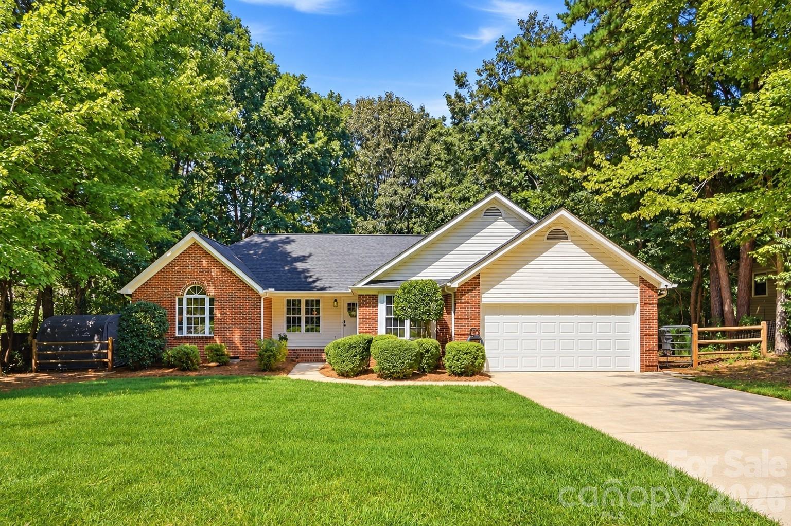 13800 Woody Point Road Property Photo 5