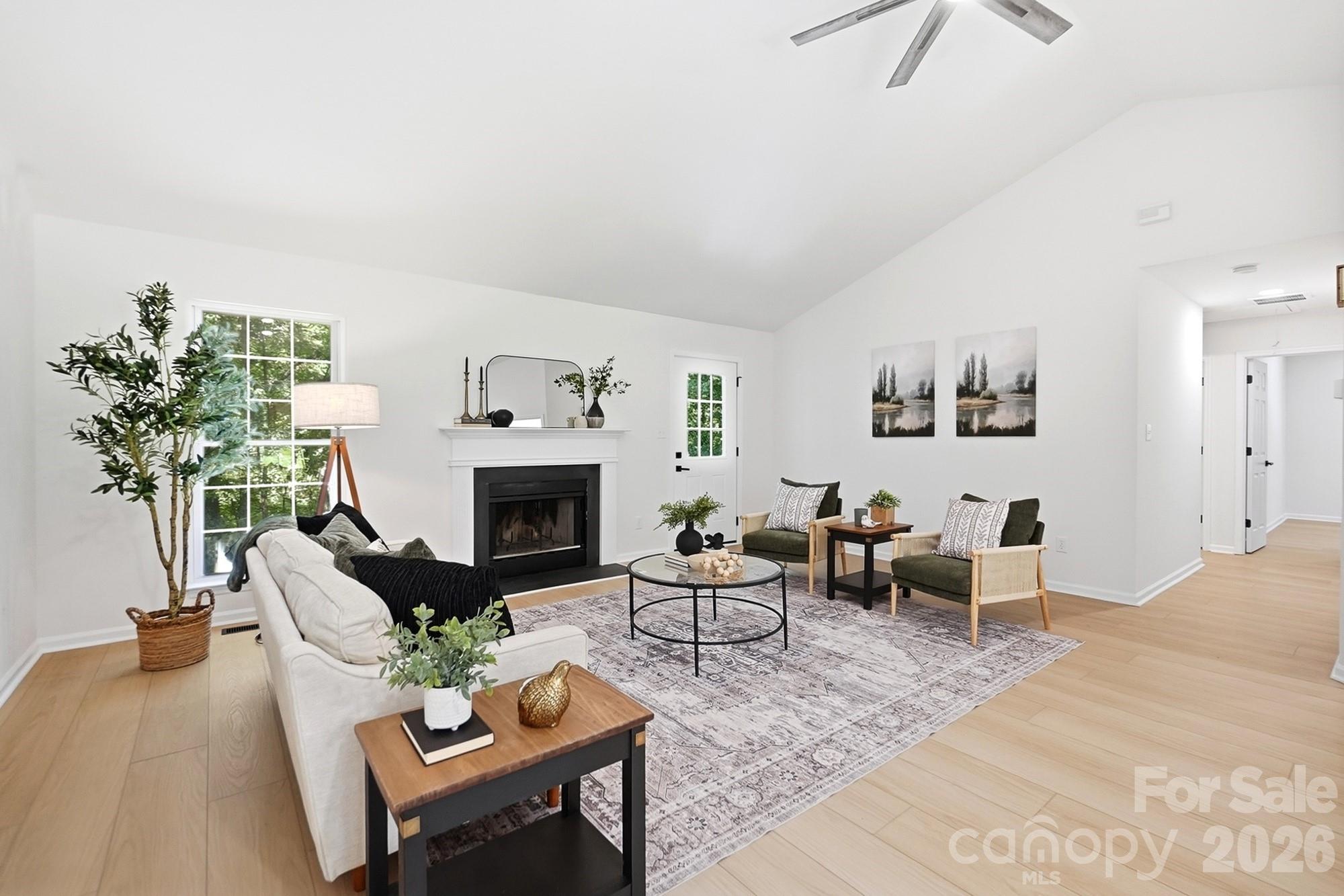 13800 Woody Point Road Property Photo 11