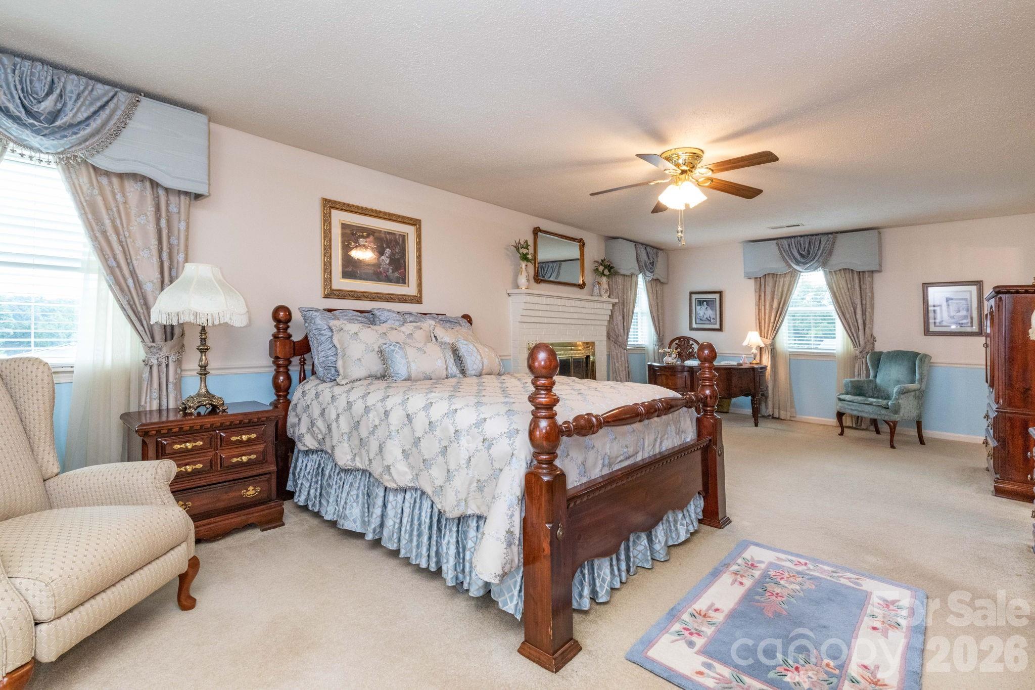 84 Portcrest Heights Property Photo 10