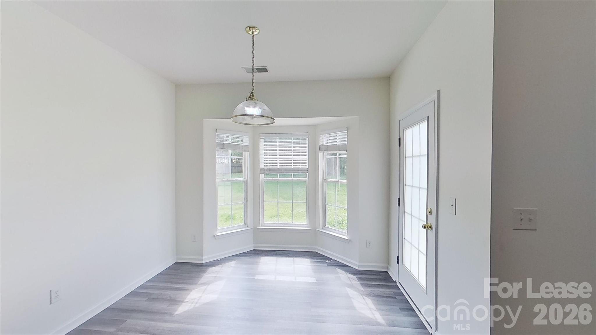 2014 Rosewater Lane Property Photo 7