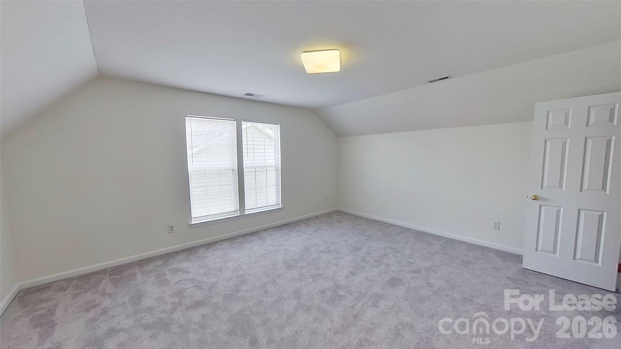2014 Rosewater Lane Property Photo 9