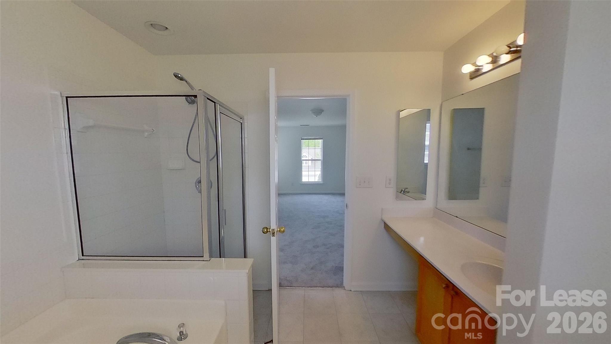 2014 Rosewater Lane Property Photo 14