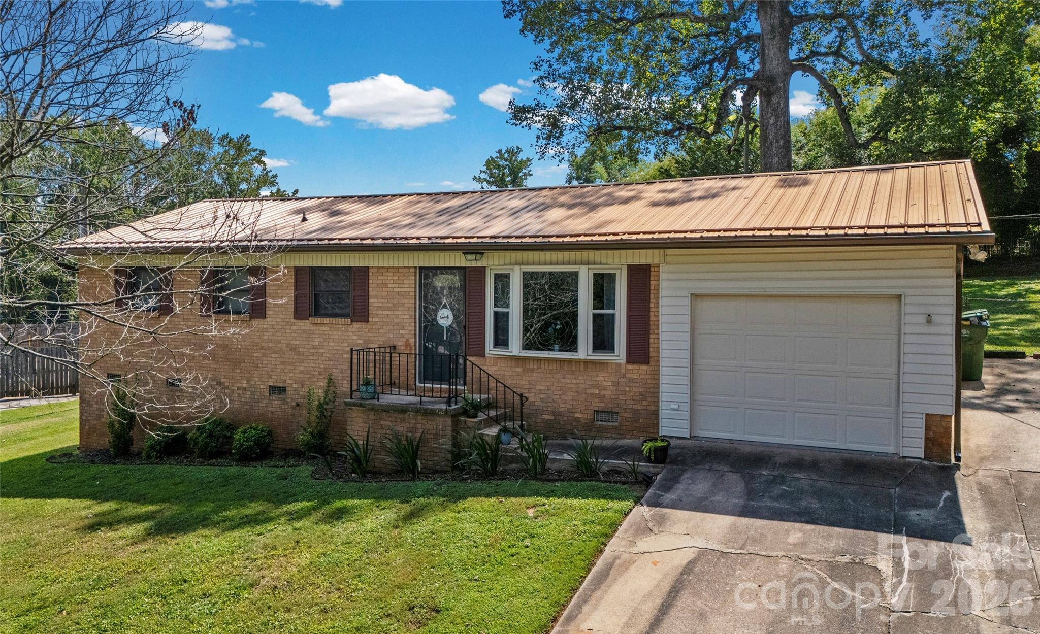 2435 Lewiston Drive Property Photo 1