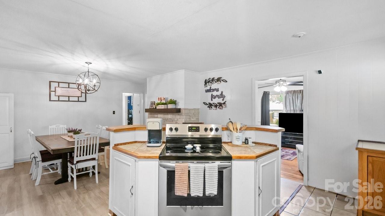 1201 Memory Lane Property Photo 12