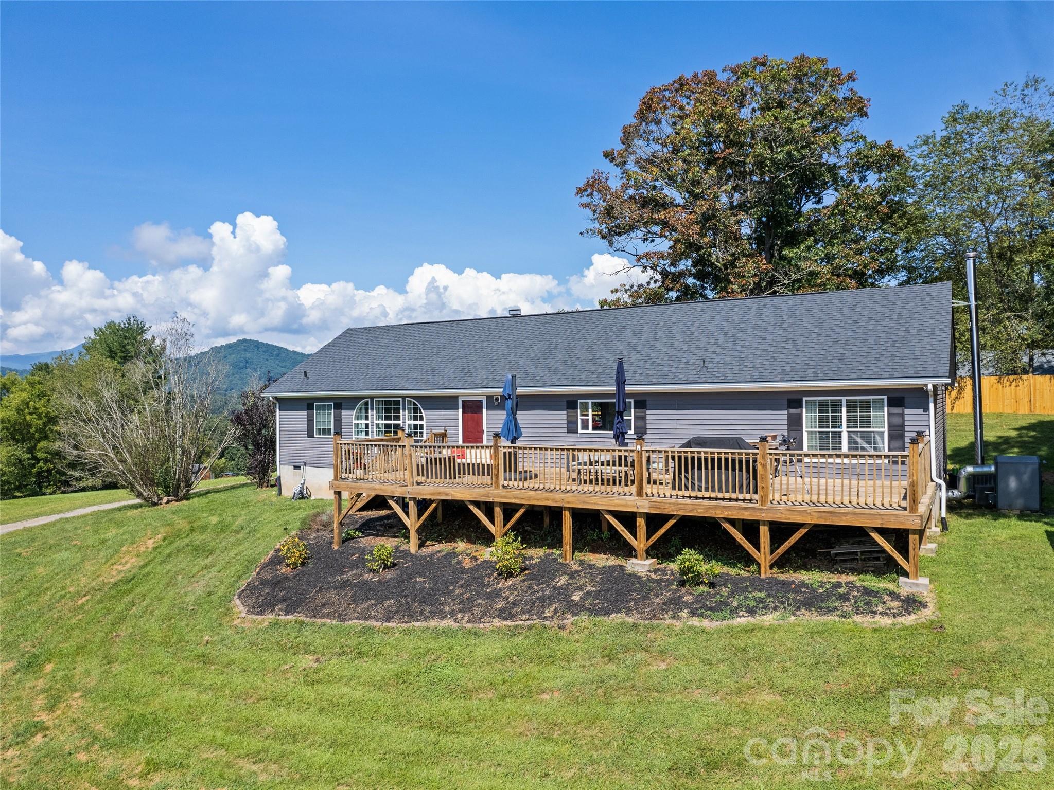 90 Blueberry Hill Drive Property Photo 1