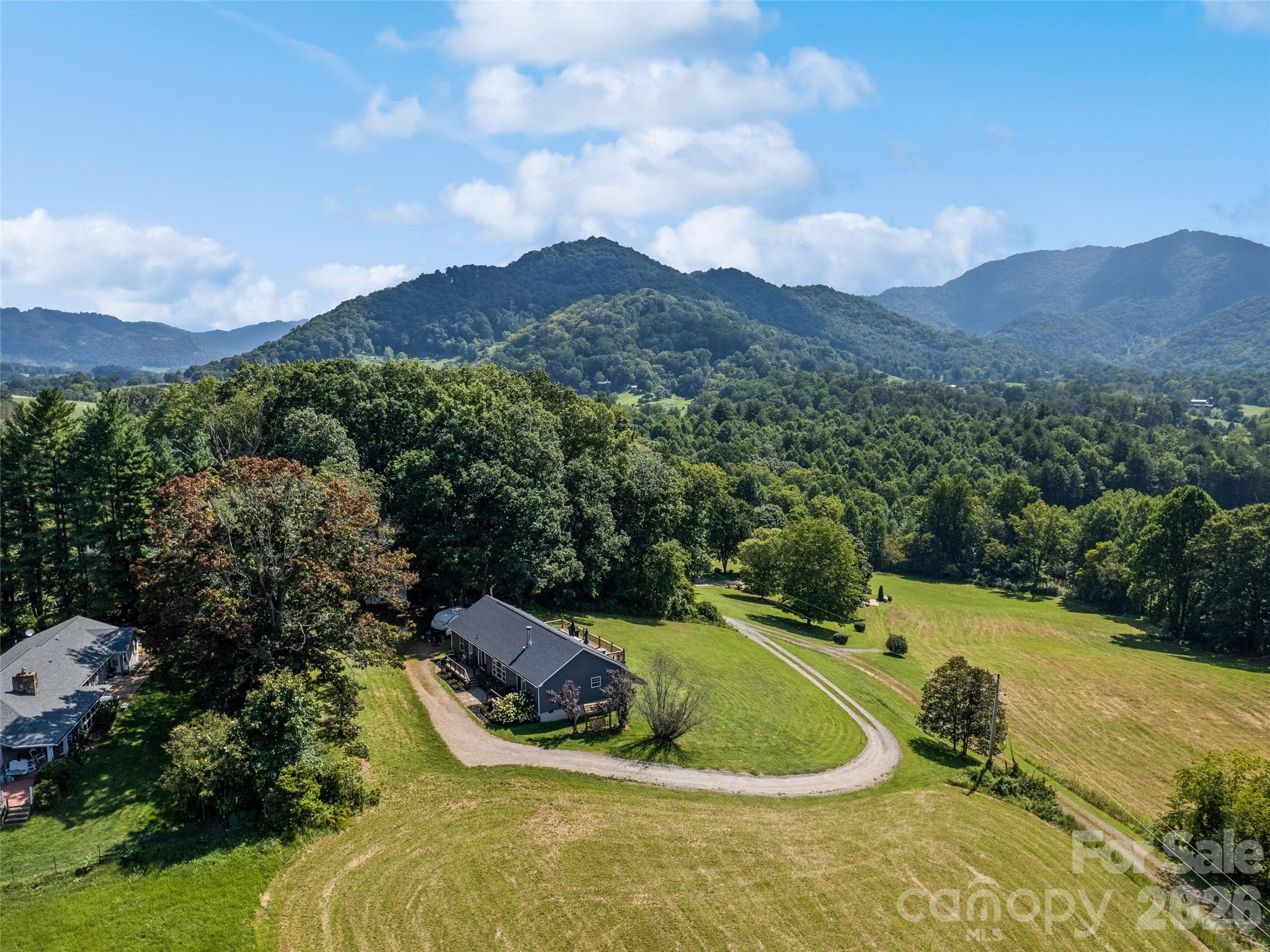 90 Blueberry Hill Drive Property Photo 36