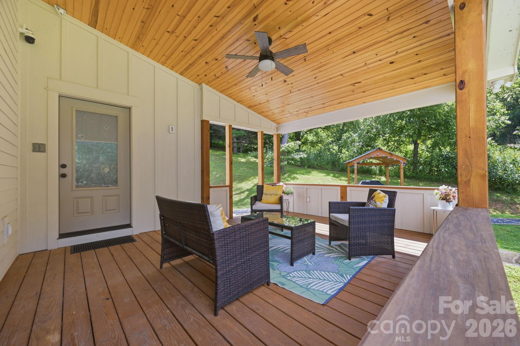 163 Walnut Drive Property Photo 15