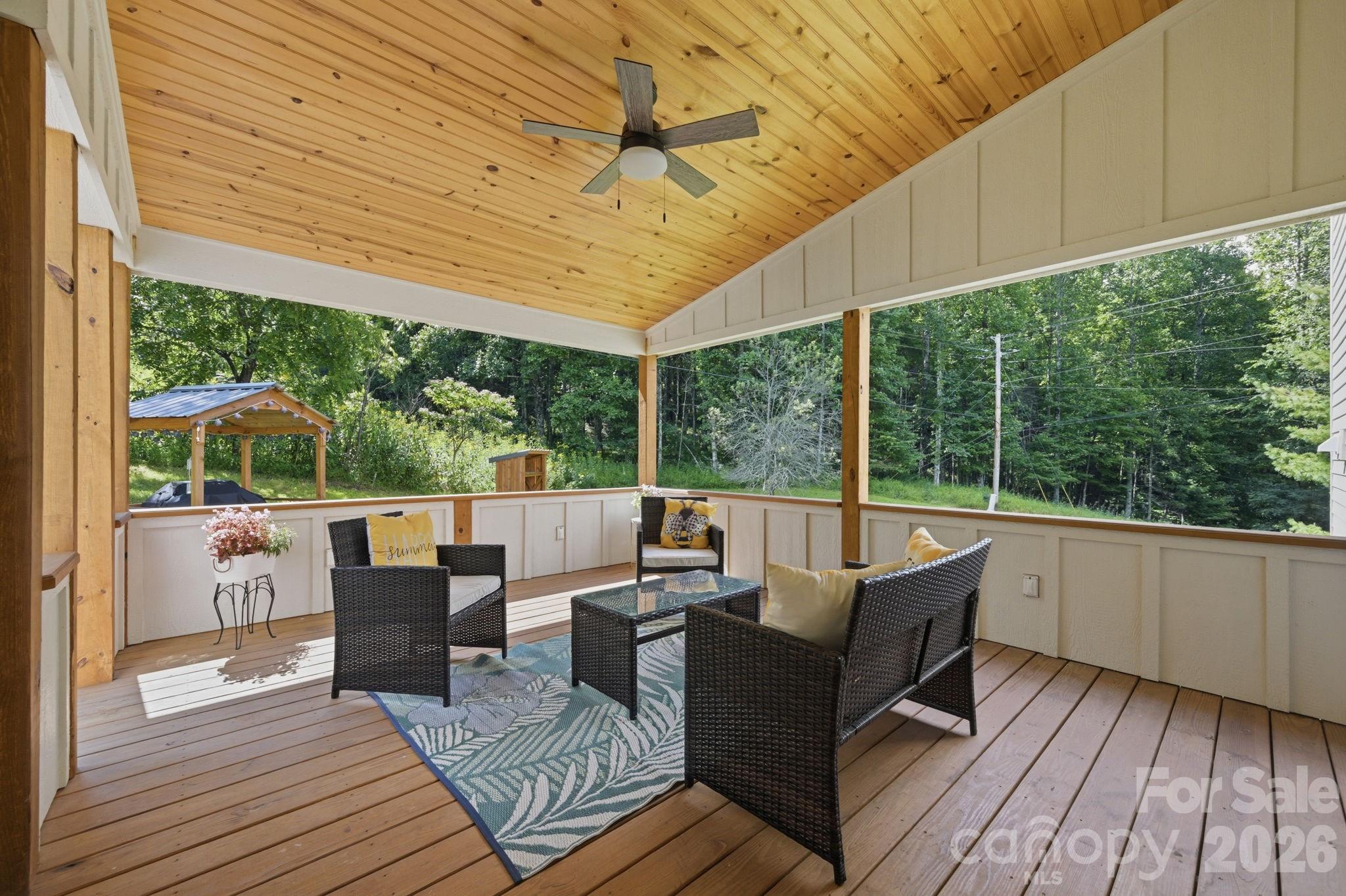 163 Walnut Drive Property Photo 18