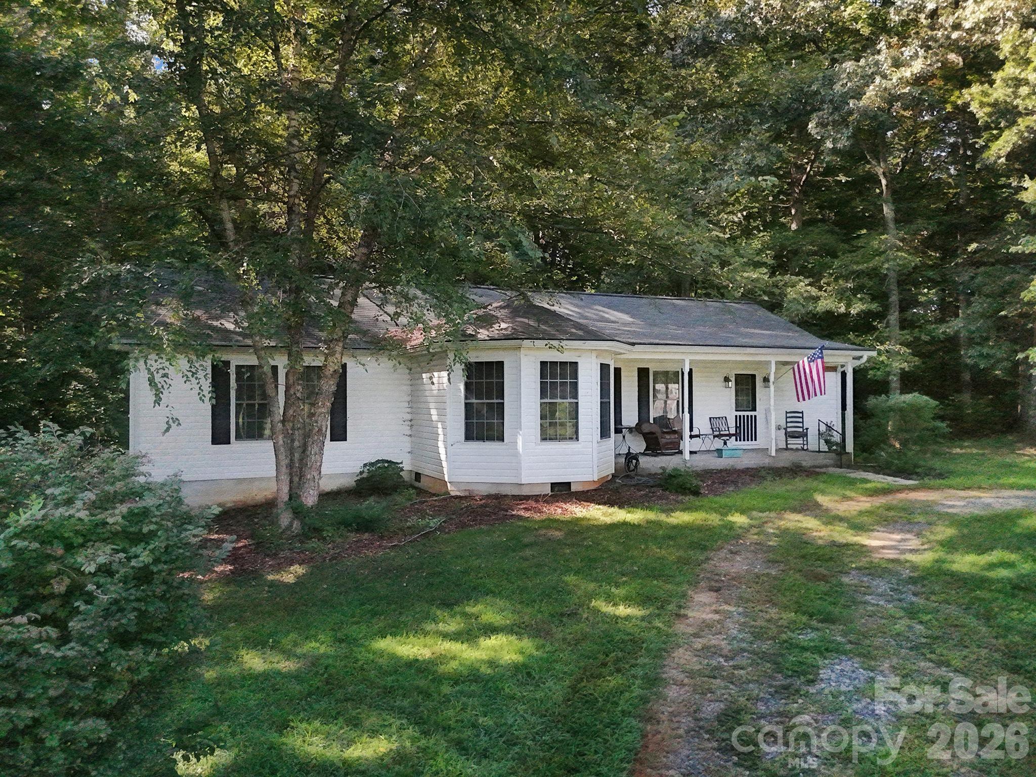 2000 Sossoman Springs Road Property Photo 1