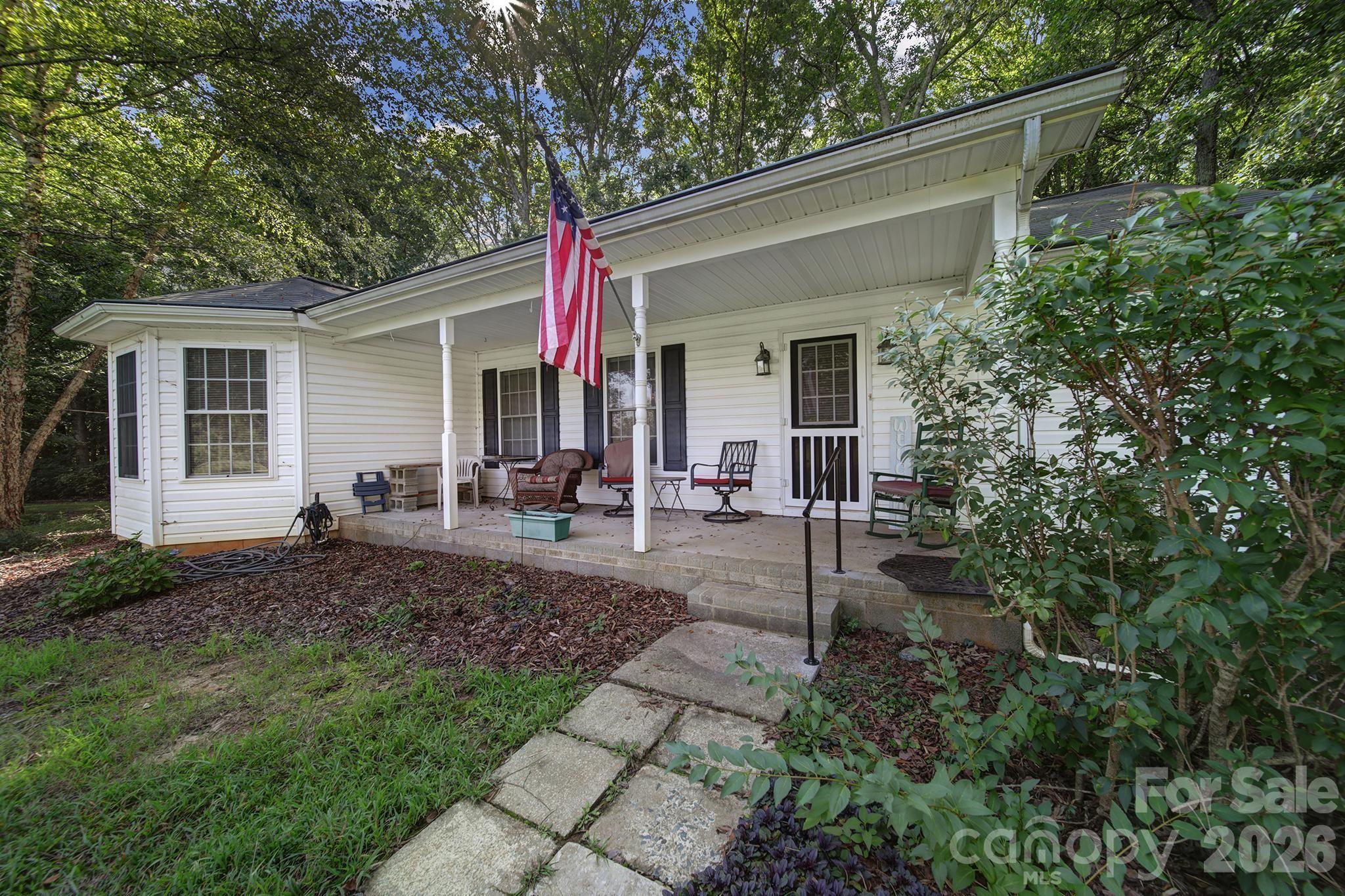 2000 Sossoman Springs Road Property Photo 2