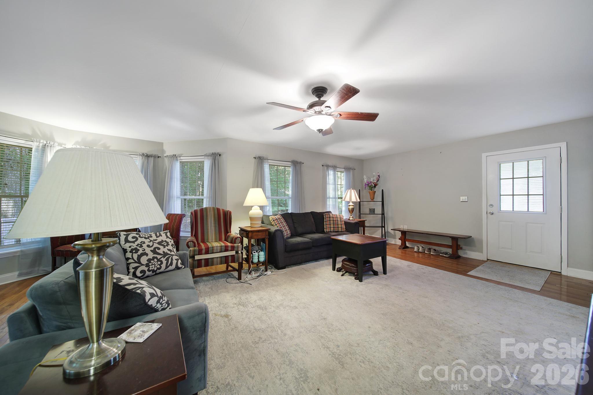 2000 Sossoman Springs Road Property Photo 6