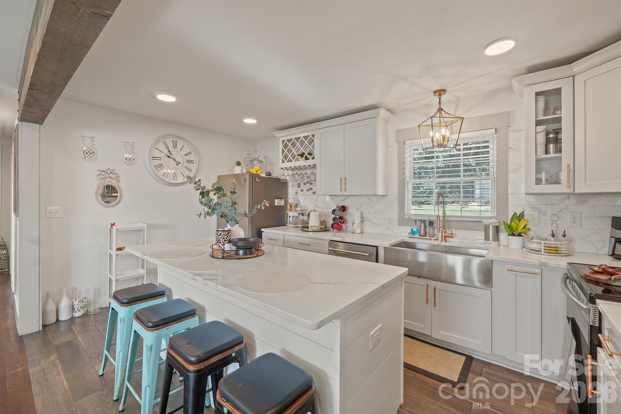 1411 Dean Street Property Photo 8