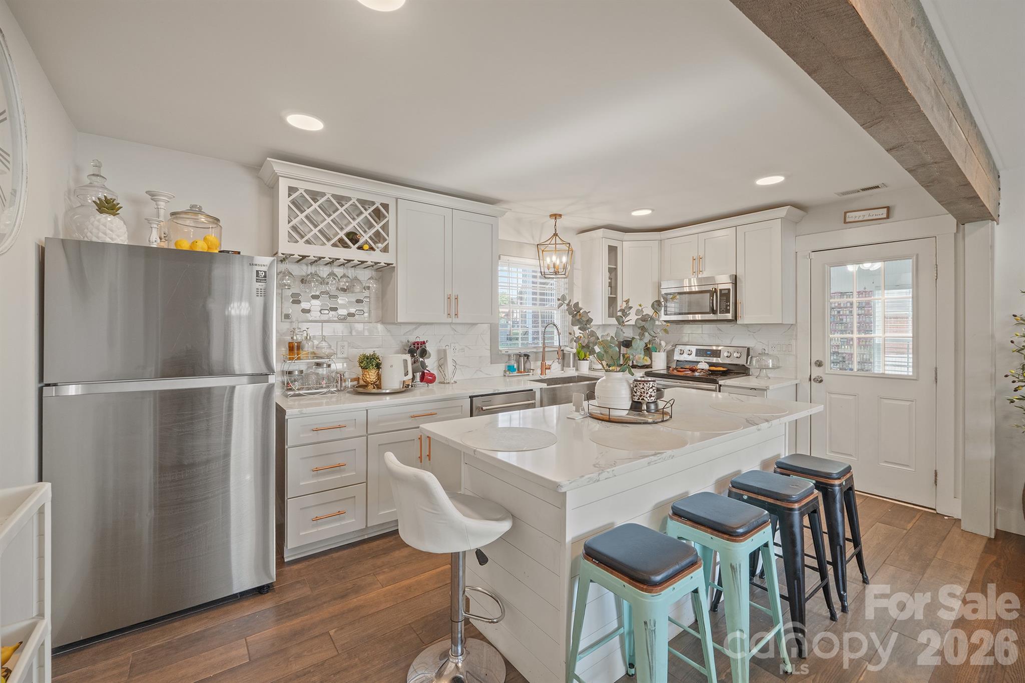 1411 Dean Street Property Photo 9