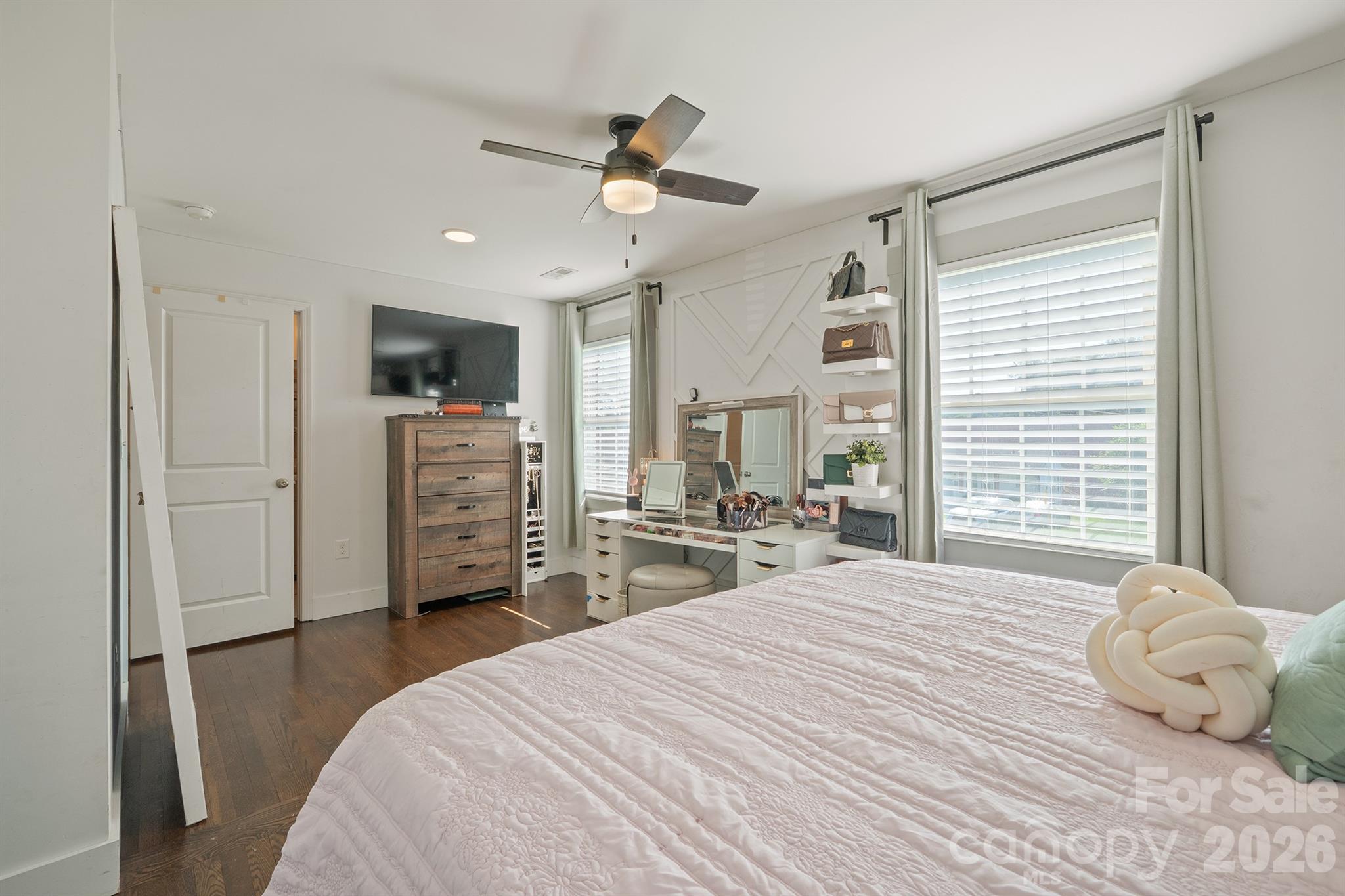 1411 Dean Street Property Photo 15